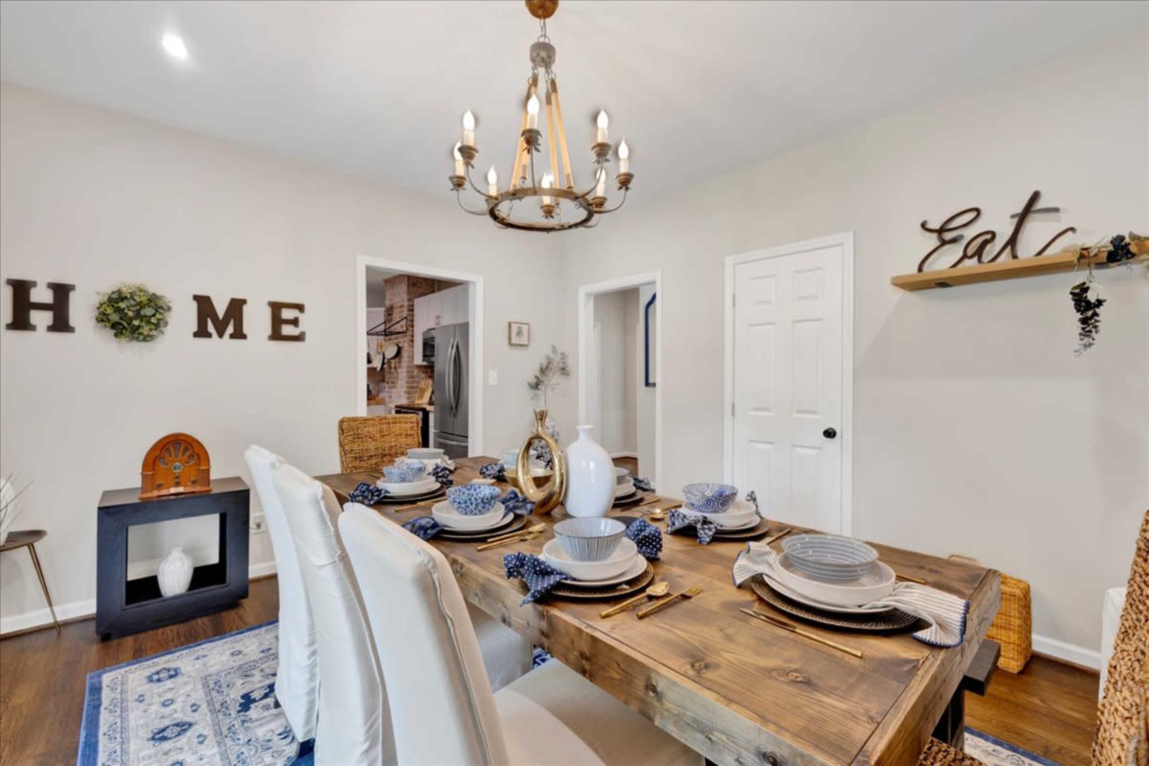 #LakeHouse Fun, Fishing, & Games w/ Creative Corner - Near Airport/BJCC/Downtown/Crossplex Image in North Eastlake, BRIMGINHAM, AL