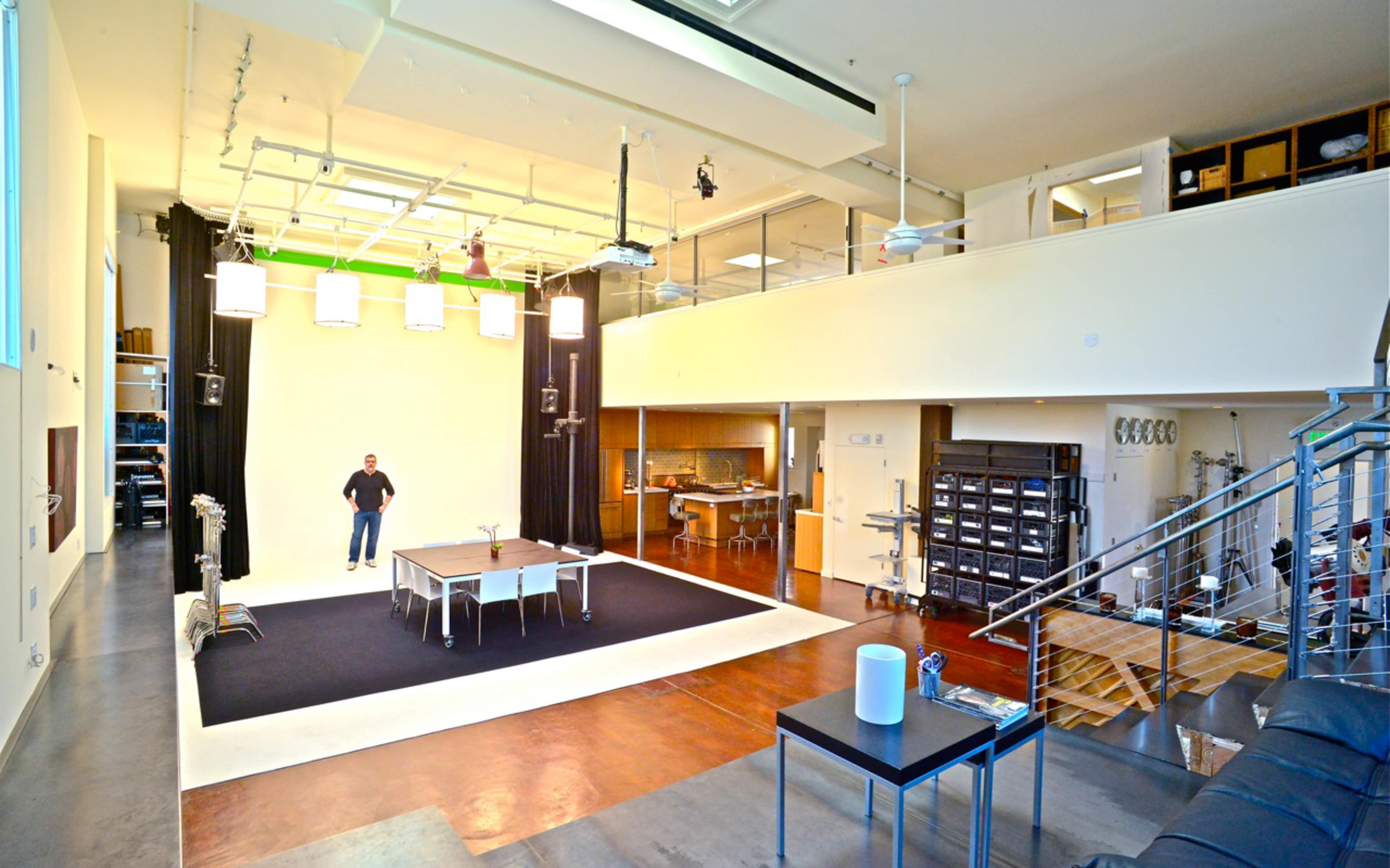 EVENING EVENT & SCREENING LOFT Image in Mission District, San Francisco, CA