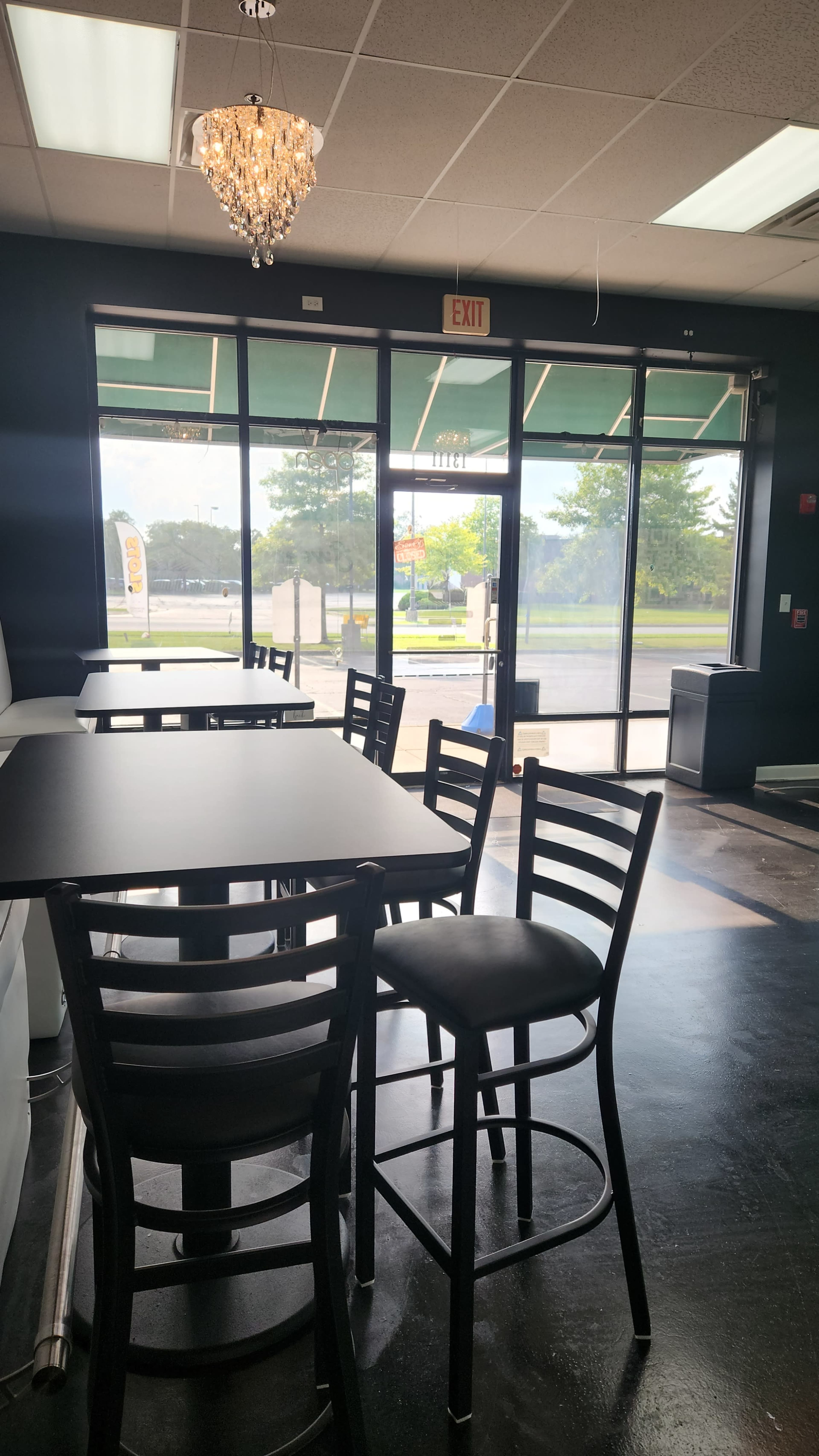 Dessert & Chill Image in Worth Township, CRESTWOOD, IL