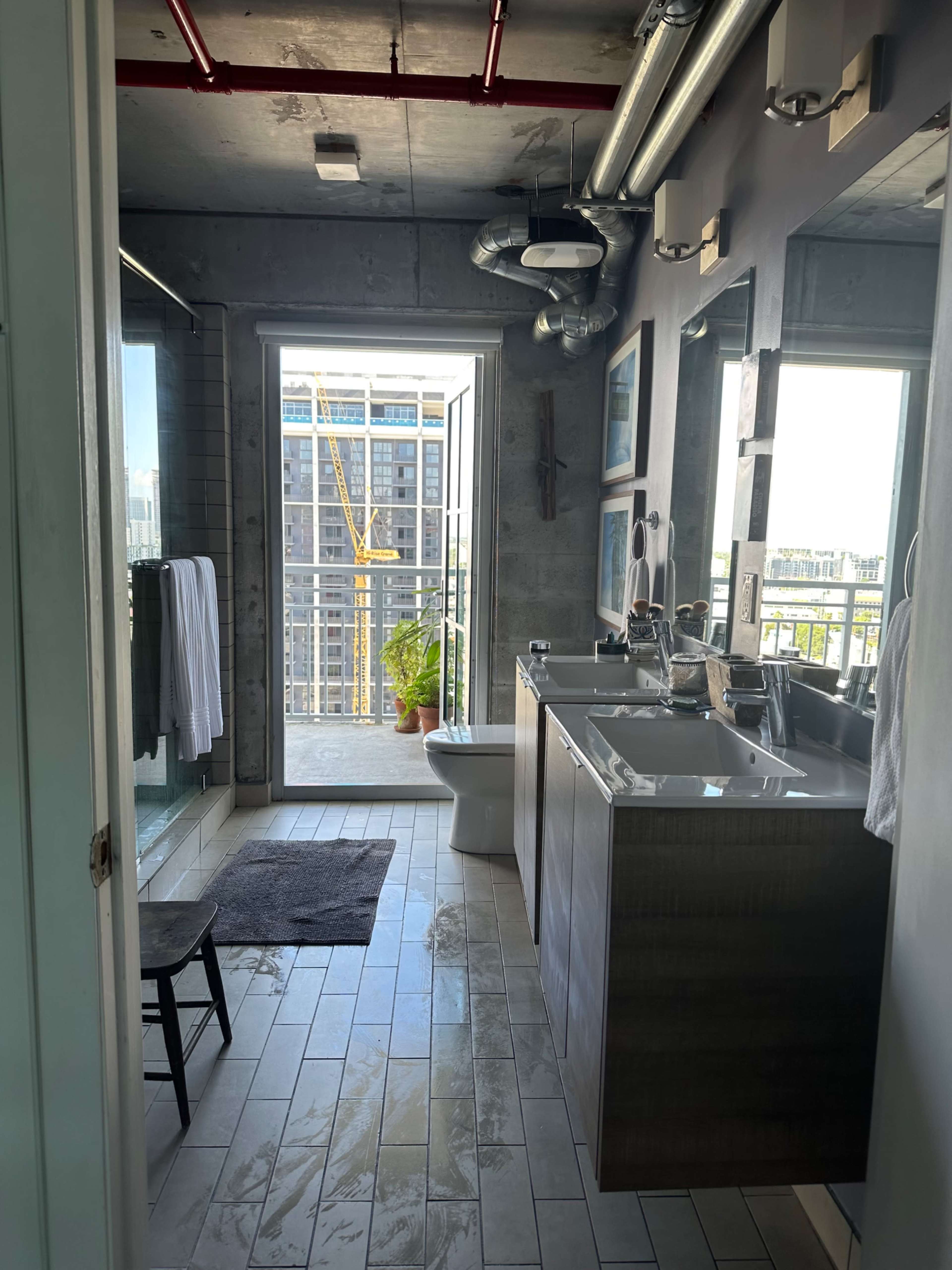 Fun airy Loft Image in Town Square, Miami, FL