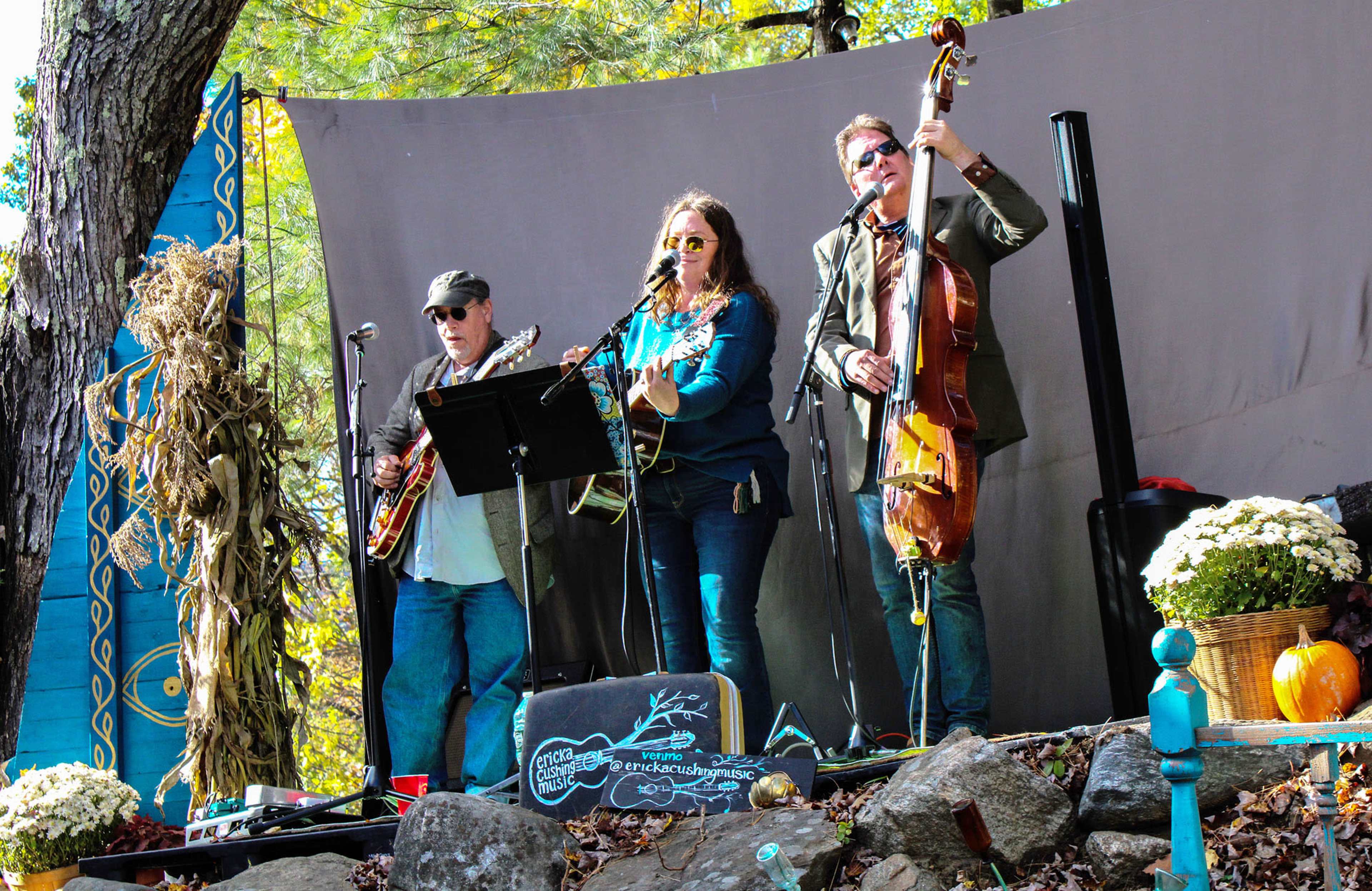 Charming Historic Barn Venue with Creative Outdoor Spaces Image in Ashland, Ashland, New Hampshire