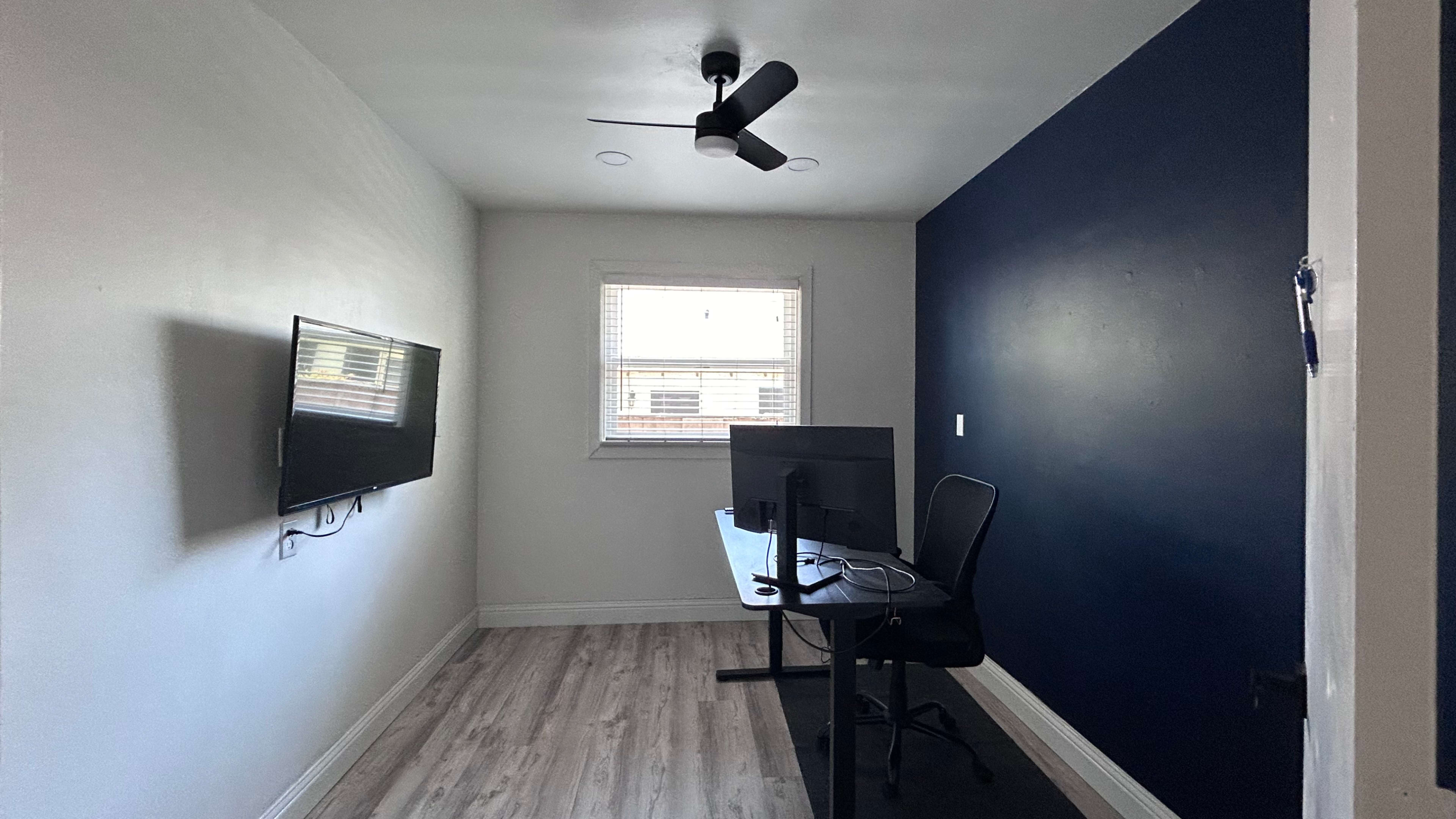 Downtown Sacramento Private Office Image in Curtis Park, Sacramento, CA