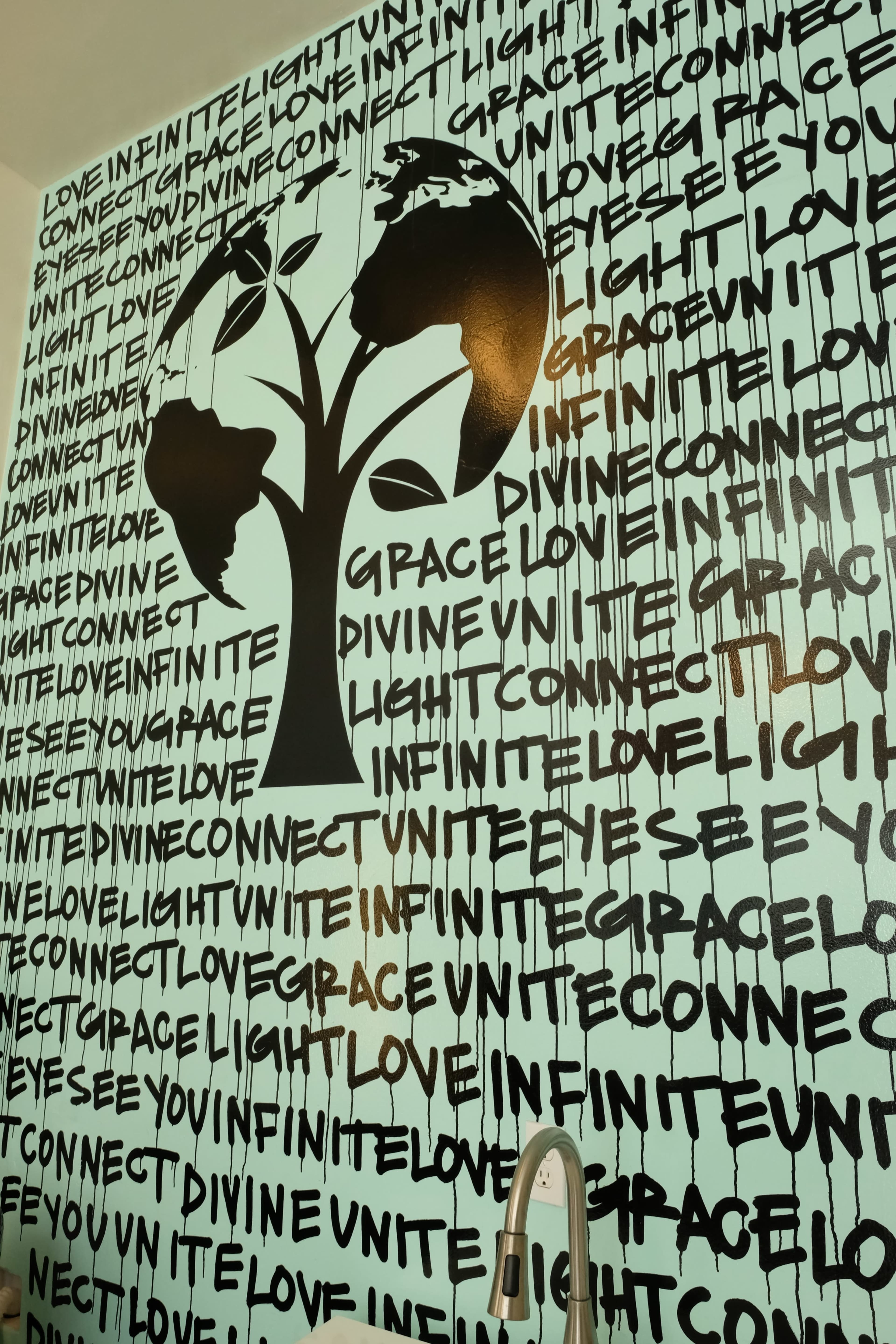 Santa Monica Nail and Hair Beauty Salon Image in Sunset Park, Santa Monica, CA