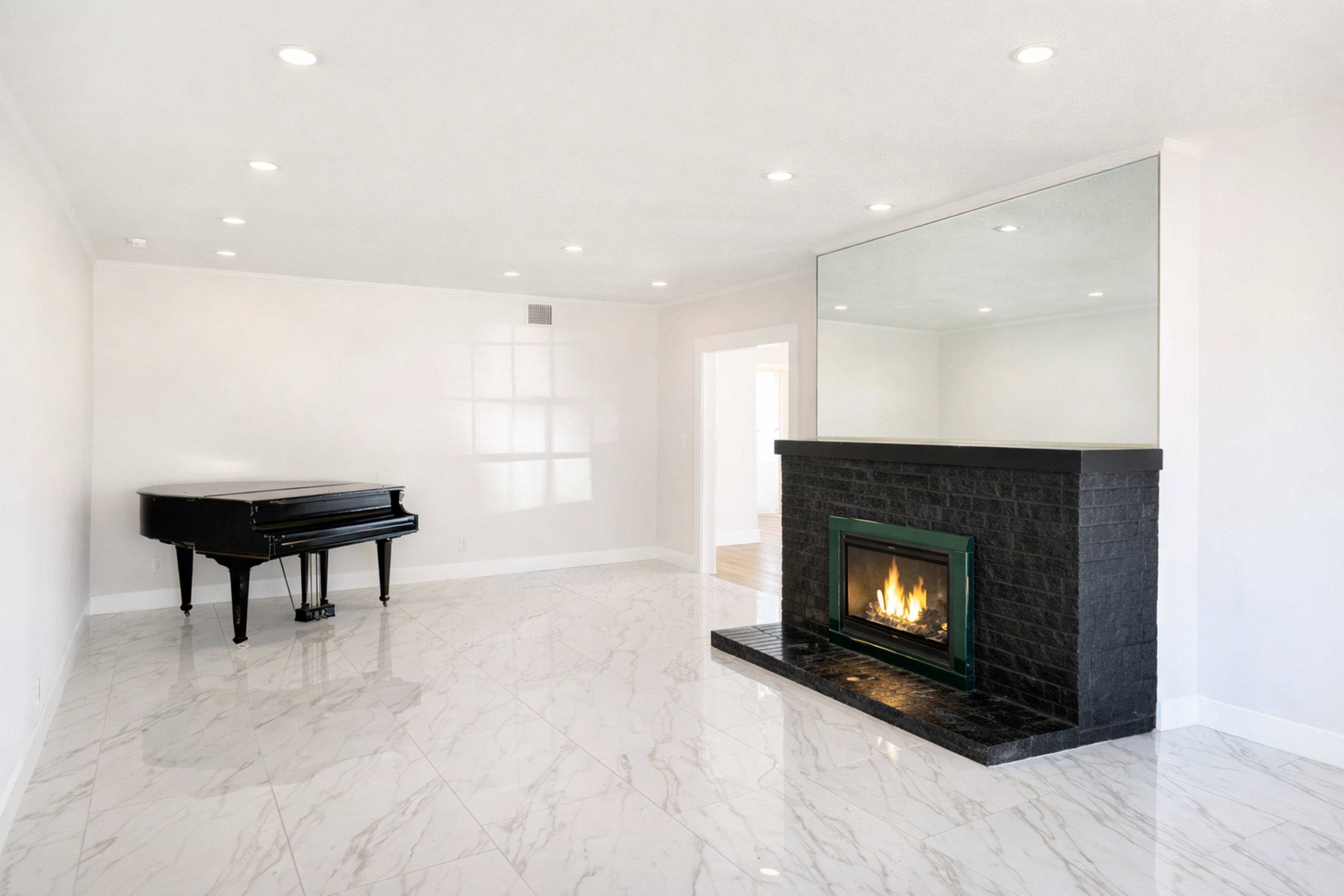 Timeless Event Studio with Piano & Chandelier Dining Image in Park Place, Houston, TX