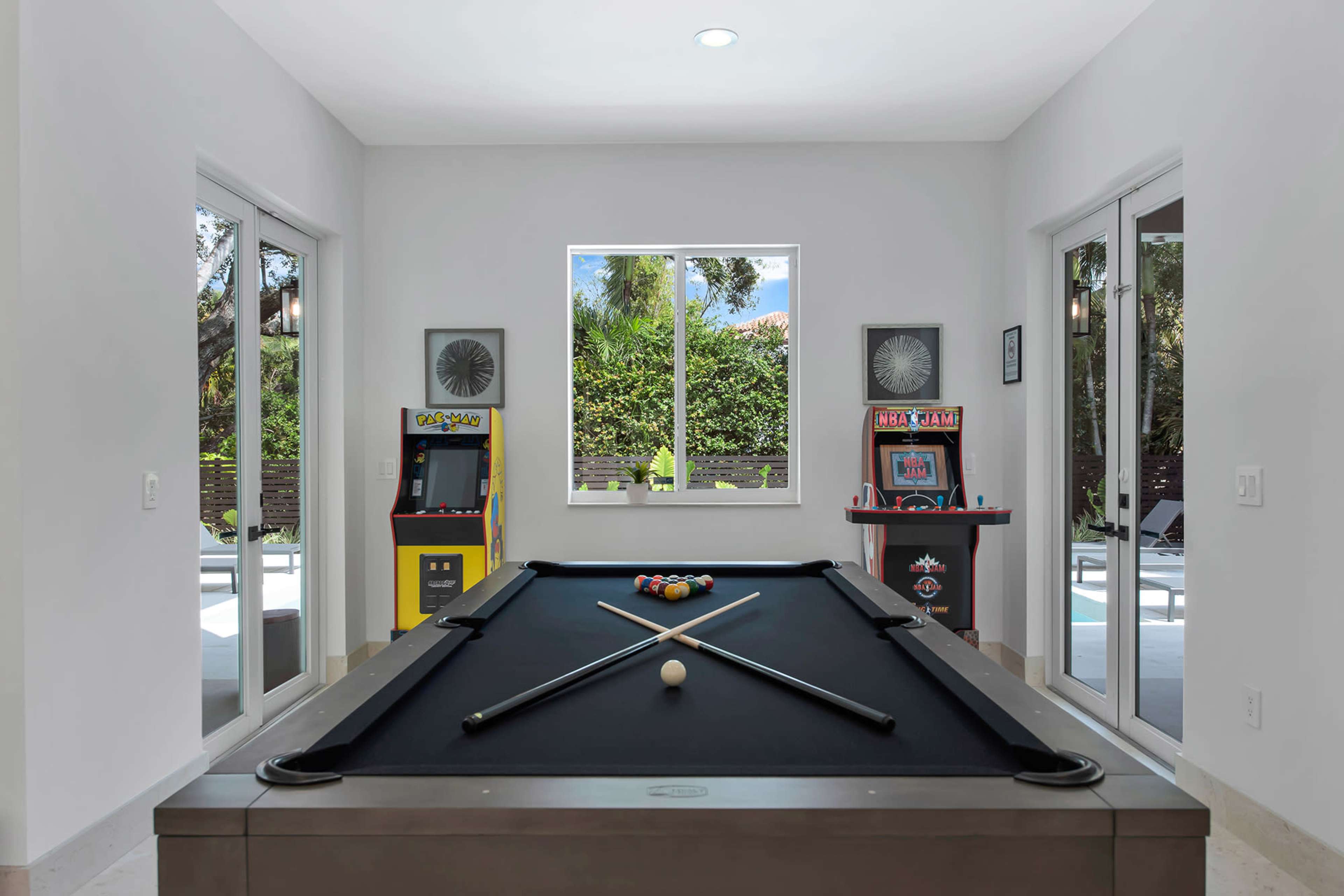 Casa Alto Image in Coral Terrace, Miami, FL