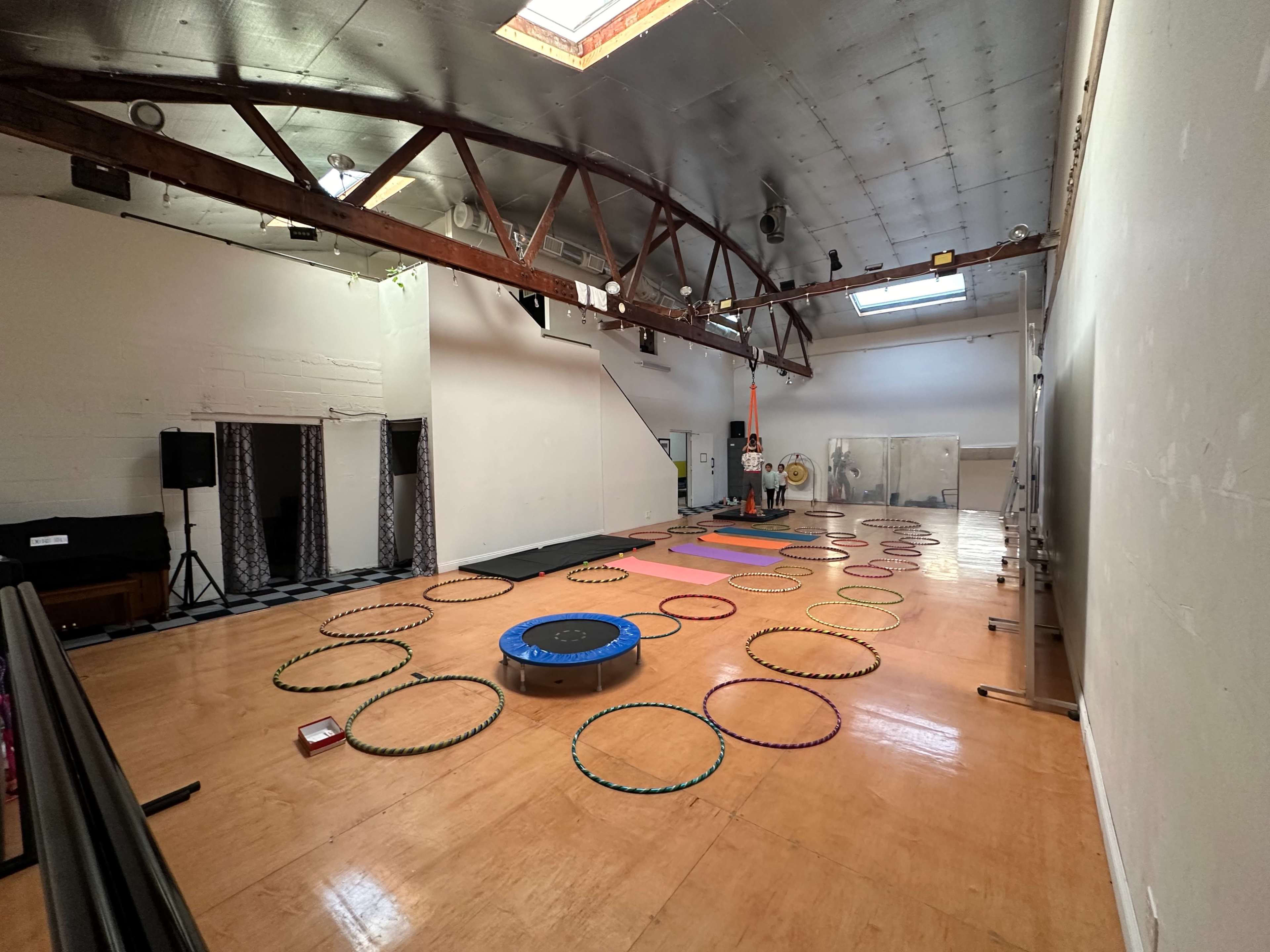 Mid-City Dance studio with Bright natural light, a creators space for all Image in Central LA, Los Angeles, CA