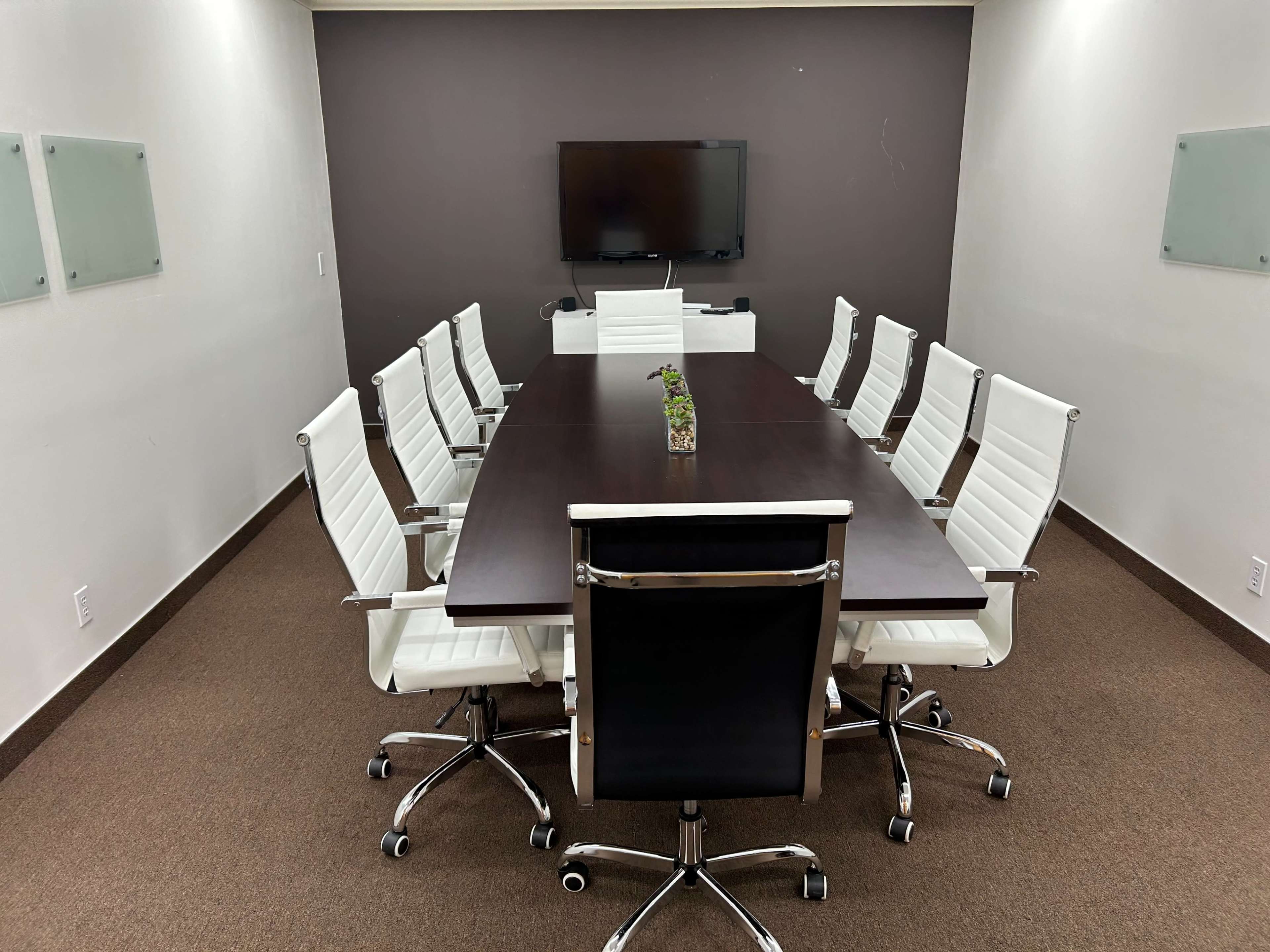 Large Conference Room Image in Mission Viejo, Mission Viejo, CA
