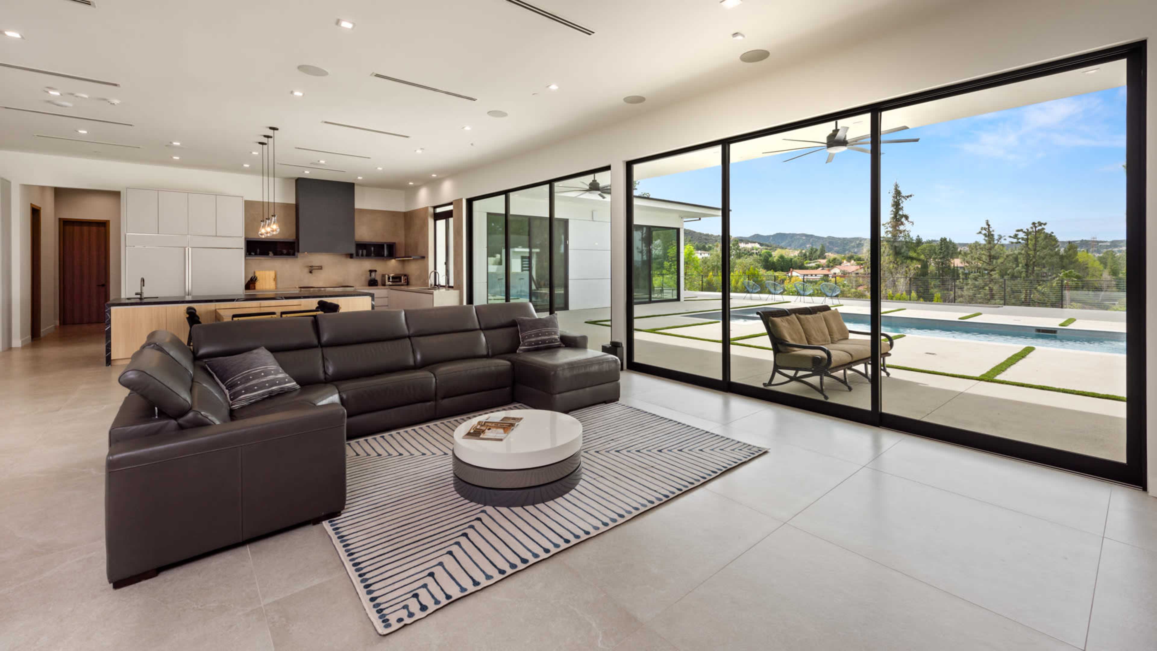 Encino Hills Modern Estate with Jetliner Canyon Views Image in Encino, Encino, CA