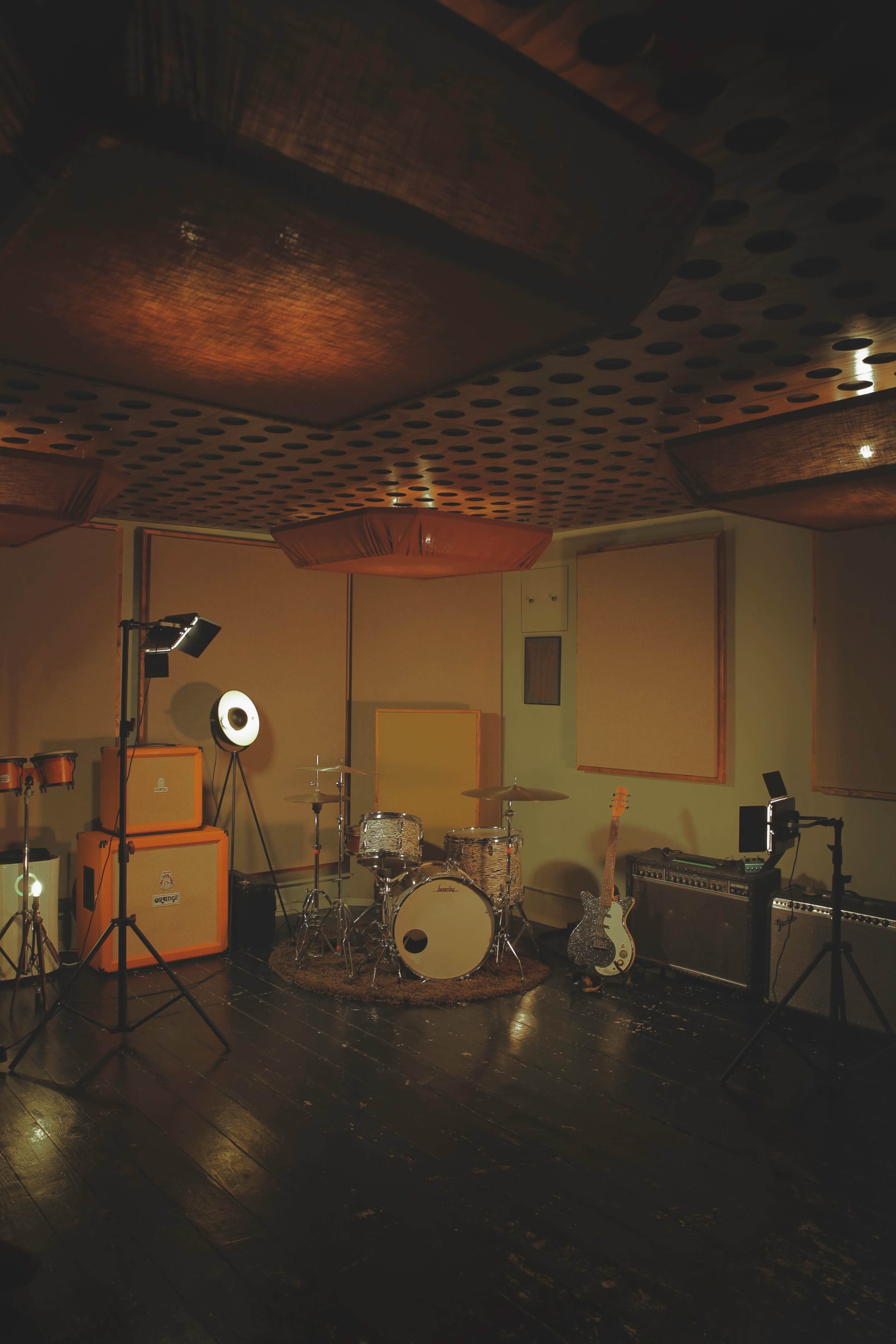 Act Cool Recording Studio Image in Barnet, London, ENG