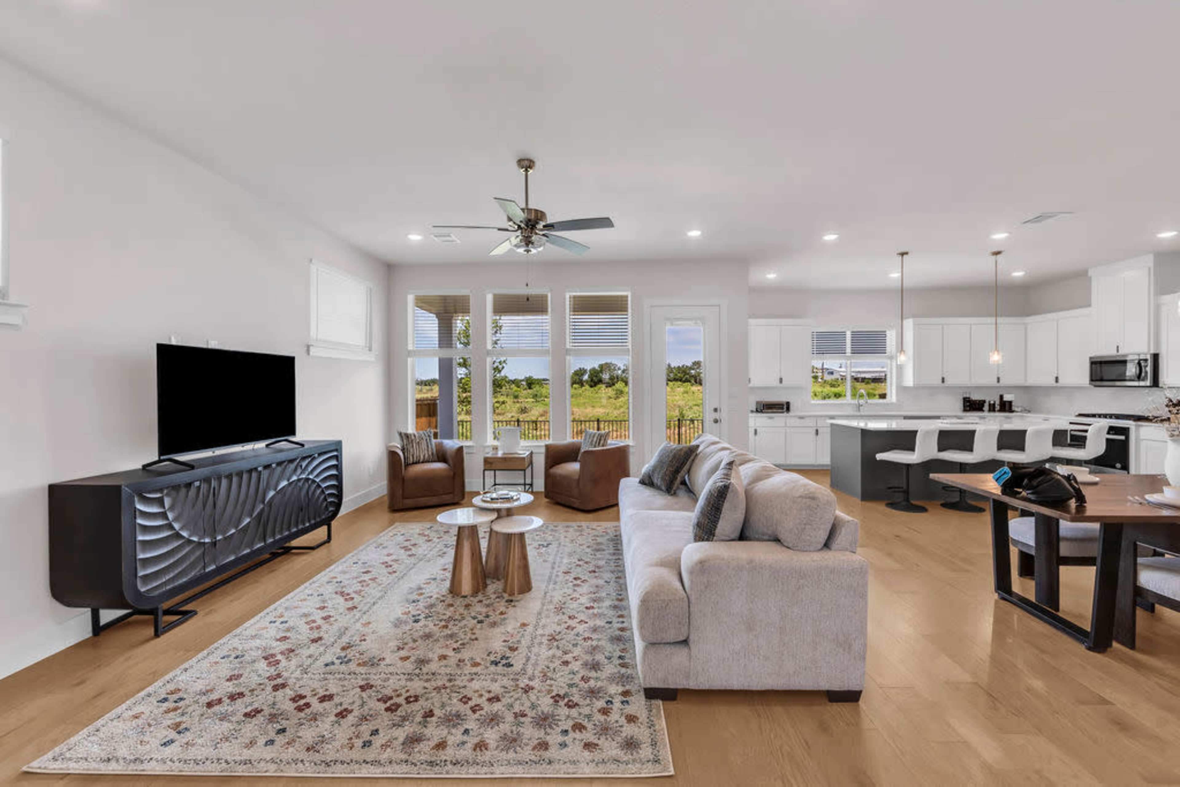 Luxury Light Filled Casa Image in Celina, celina, TX