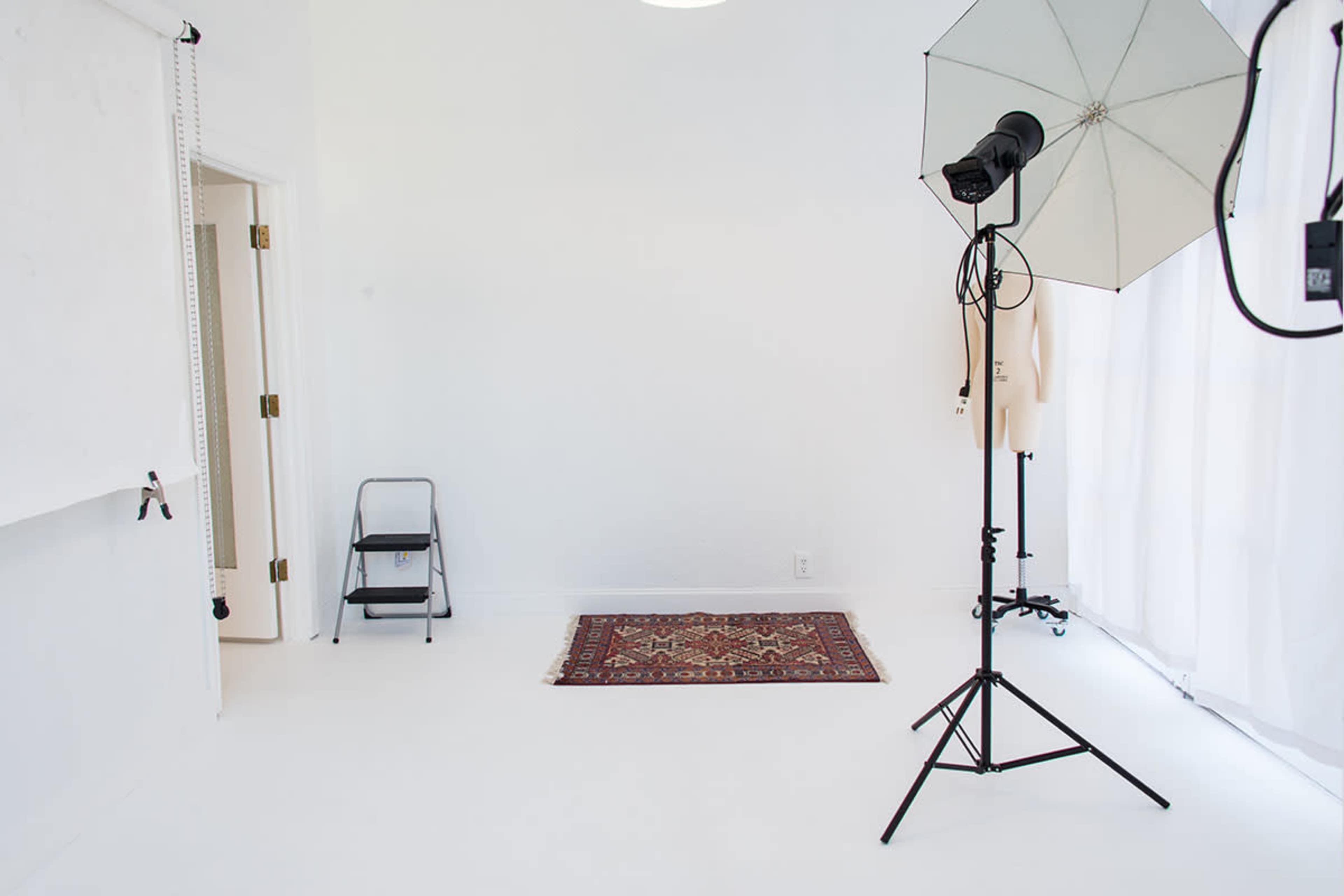 Downtown Riverside Creative Space With Natural Light Image in Downtown Riverside, Riverside, CA