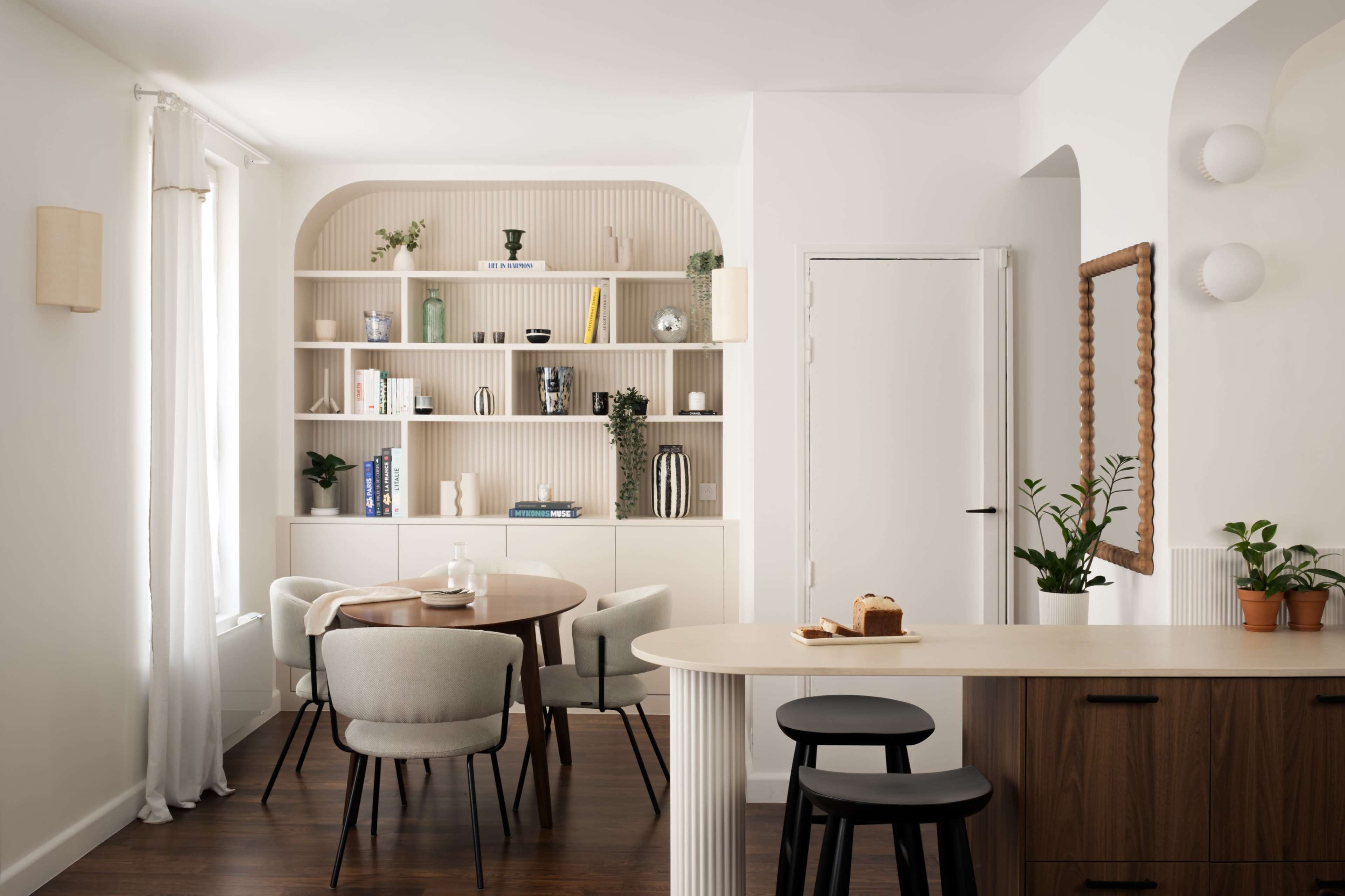 Appartement duplex d’architecte - Moderne & chaleureux ✨ Image dans , LEVALLOIS-PERRET, 