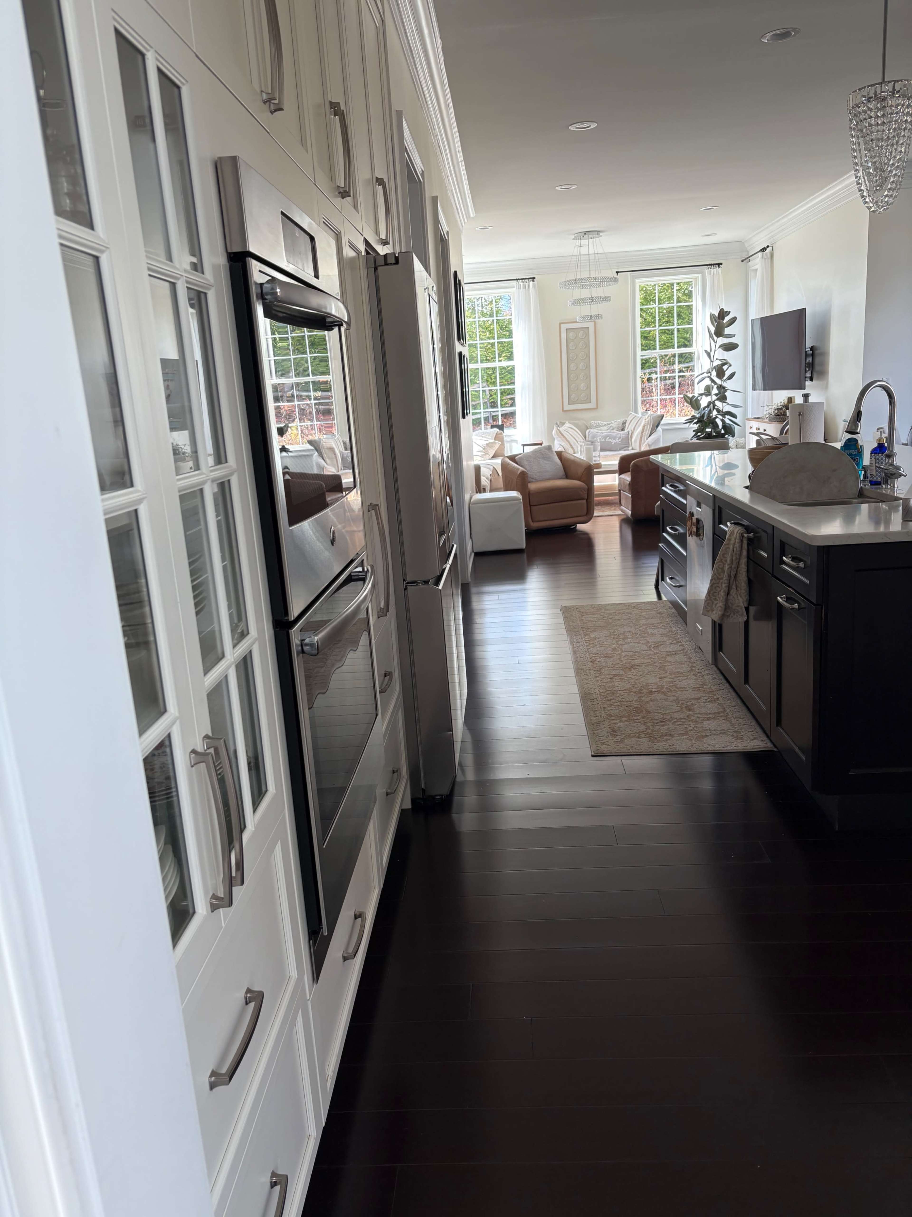 Middlebury Countryside  With Elegant Light-Filled Home and Breathtaking Scenic Outlook Image in Middlebury, Middlebury, CT