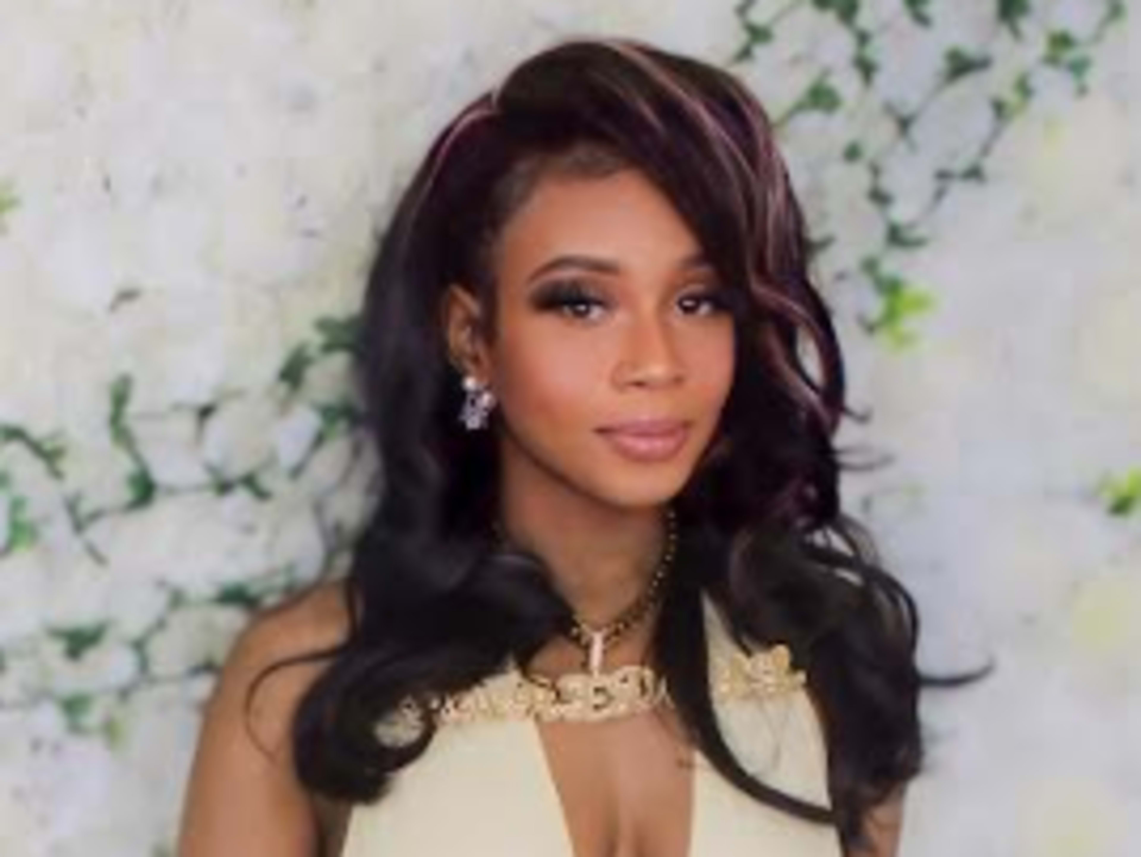 Makeup Touch-Up Assistance – $15