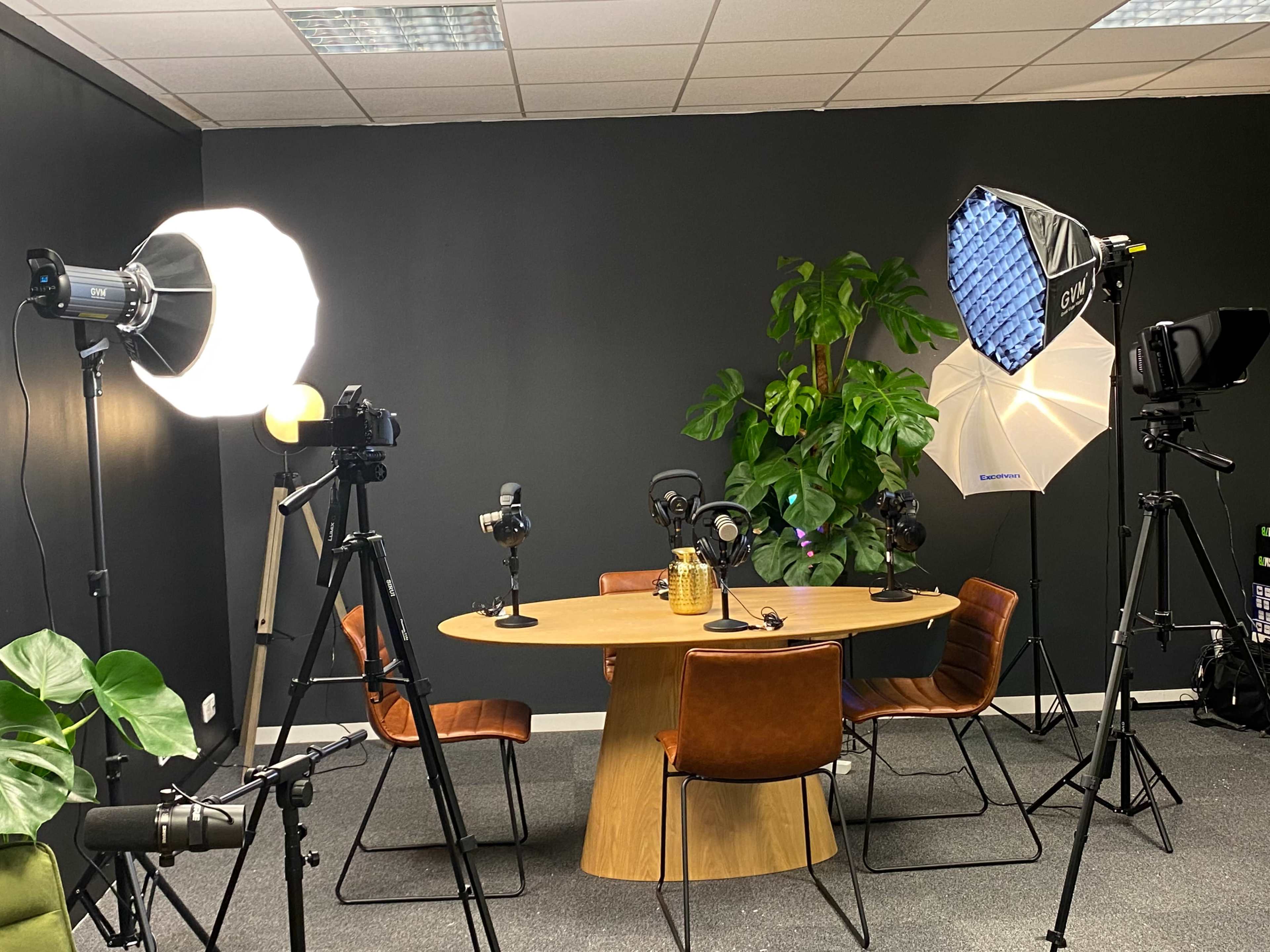 Studio Podcast à Lyon Image dans Parc du Chêne, BRON, 