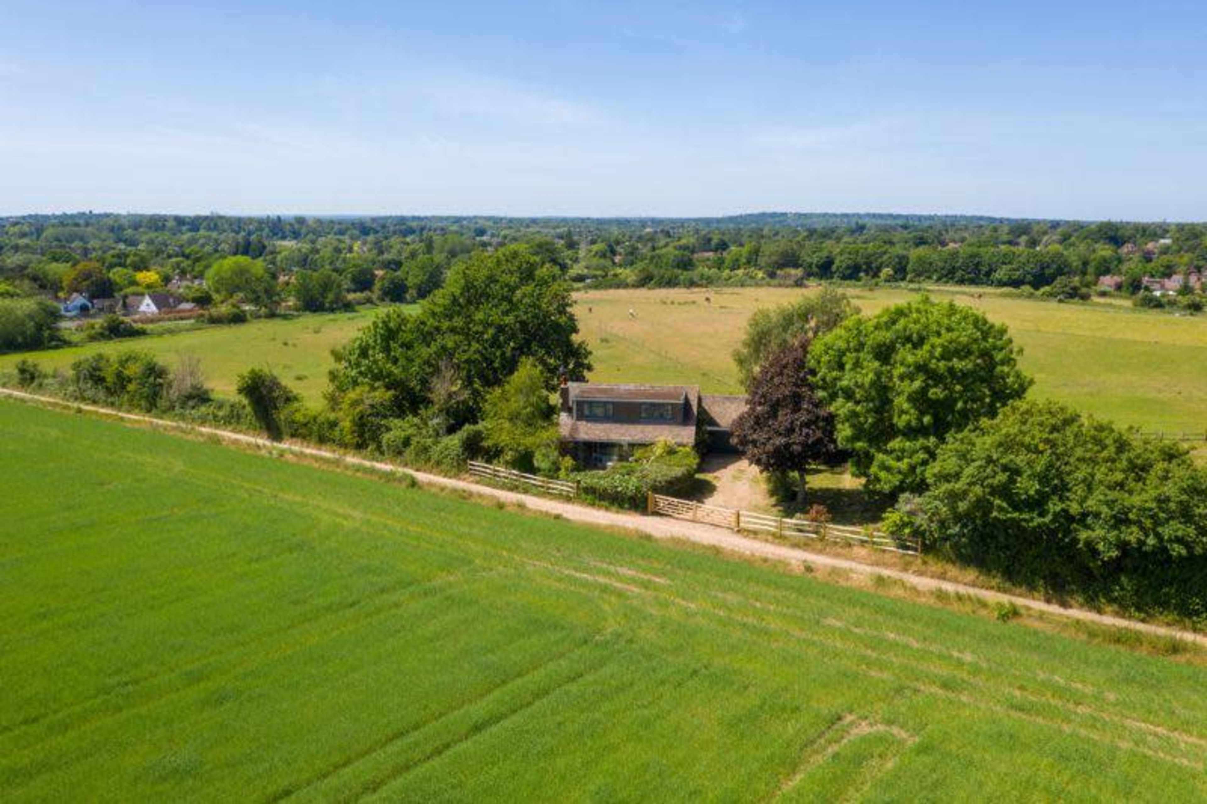 Modern, Rural, Very Private and Discreet 4 Bed Detached House Cobham Surrey Image in Stoke D'Abernon, Cobham, ENG