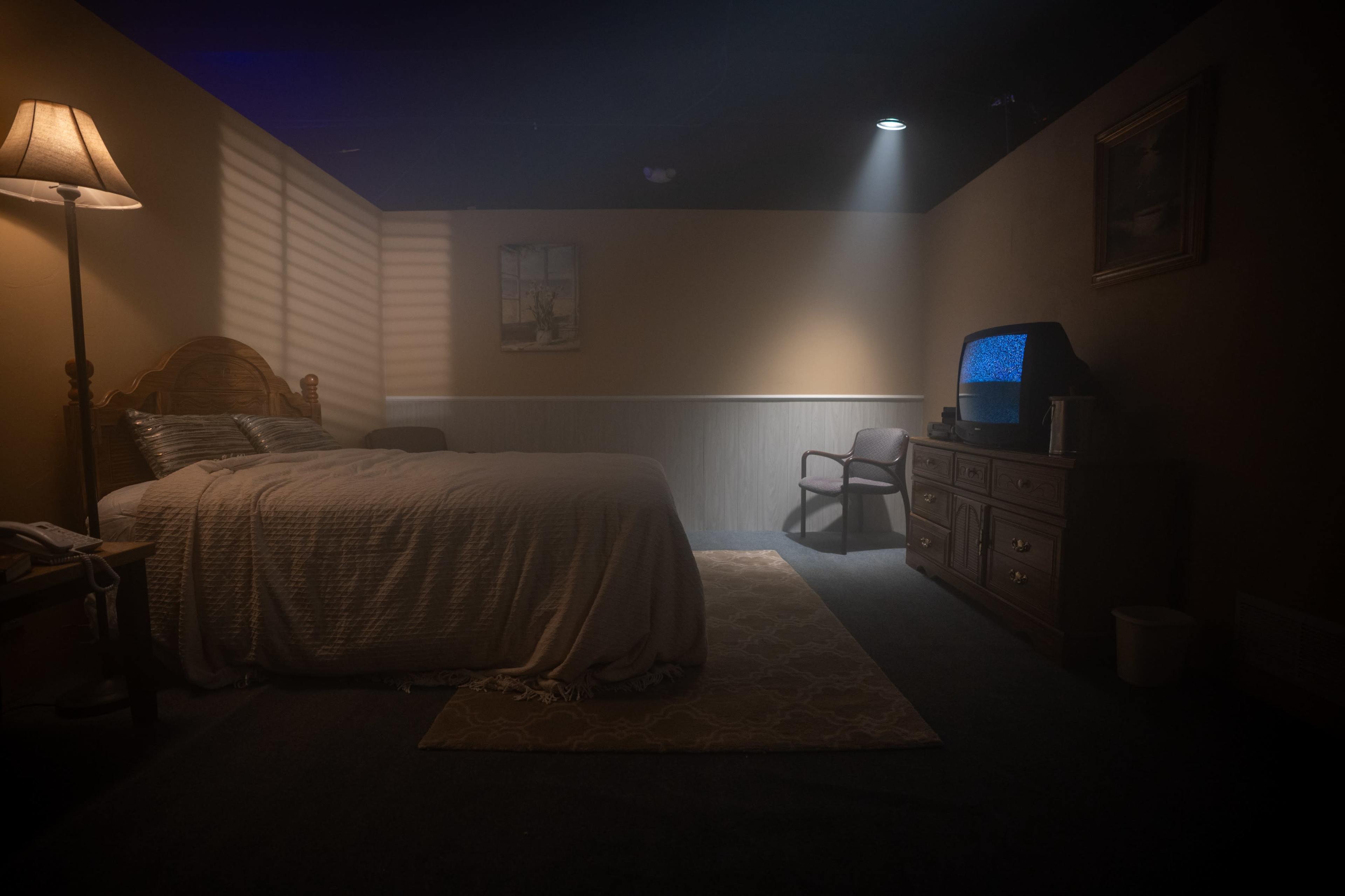 Vintage Motel Film Set — Cinematic 1970s–1990s Roadside Room Image in Glendale, Glendale, AZ