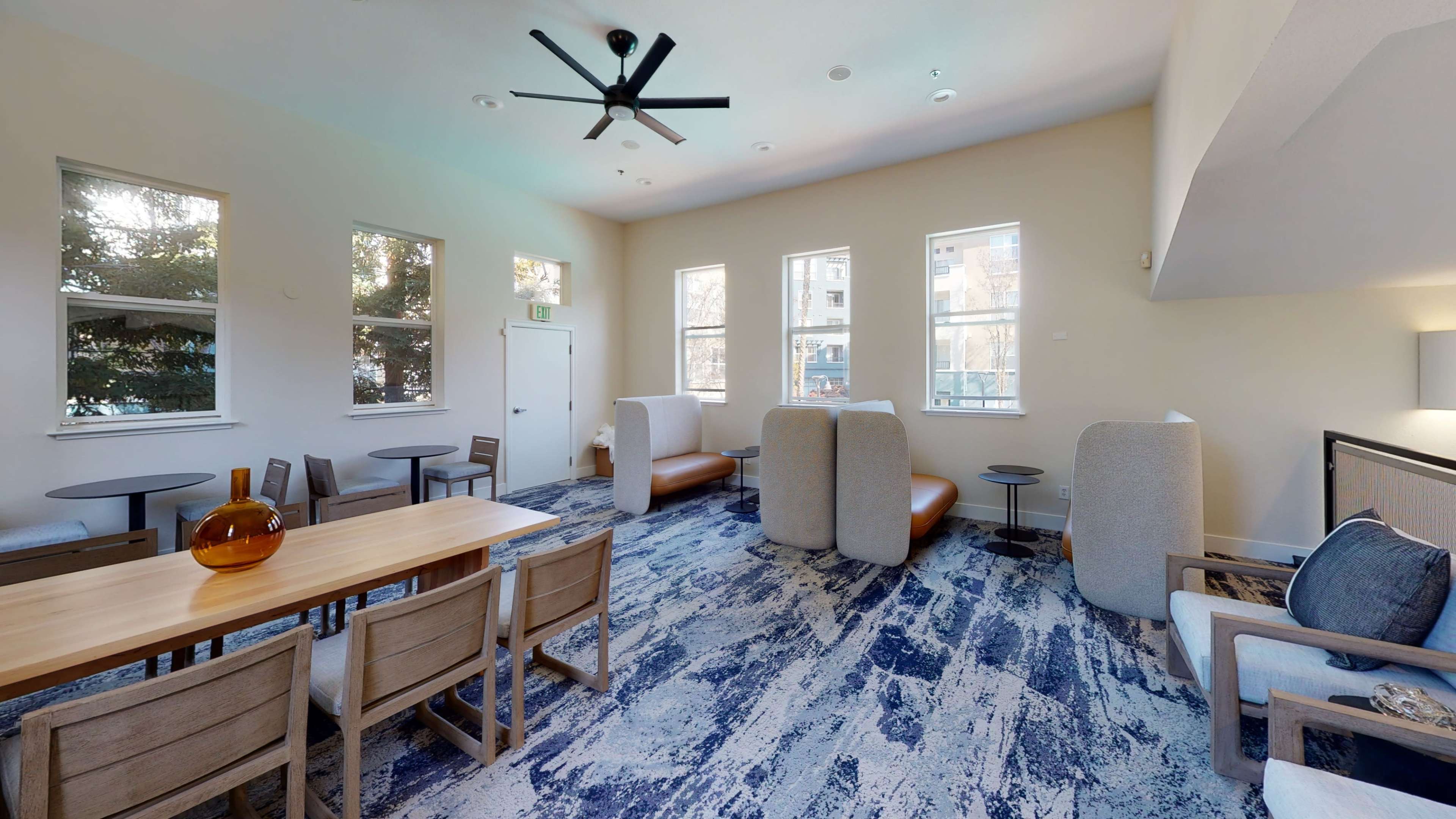 Modern Lounge with Upscale Kitchenette and Bonus Loft Space Image in Sunnyvale, Sunnyvale, CA