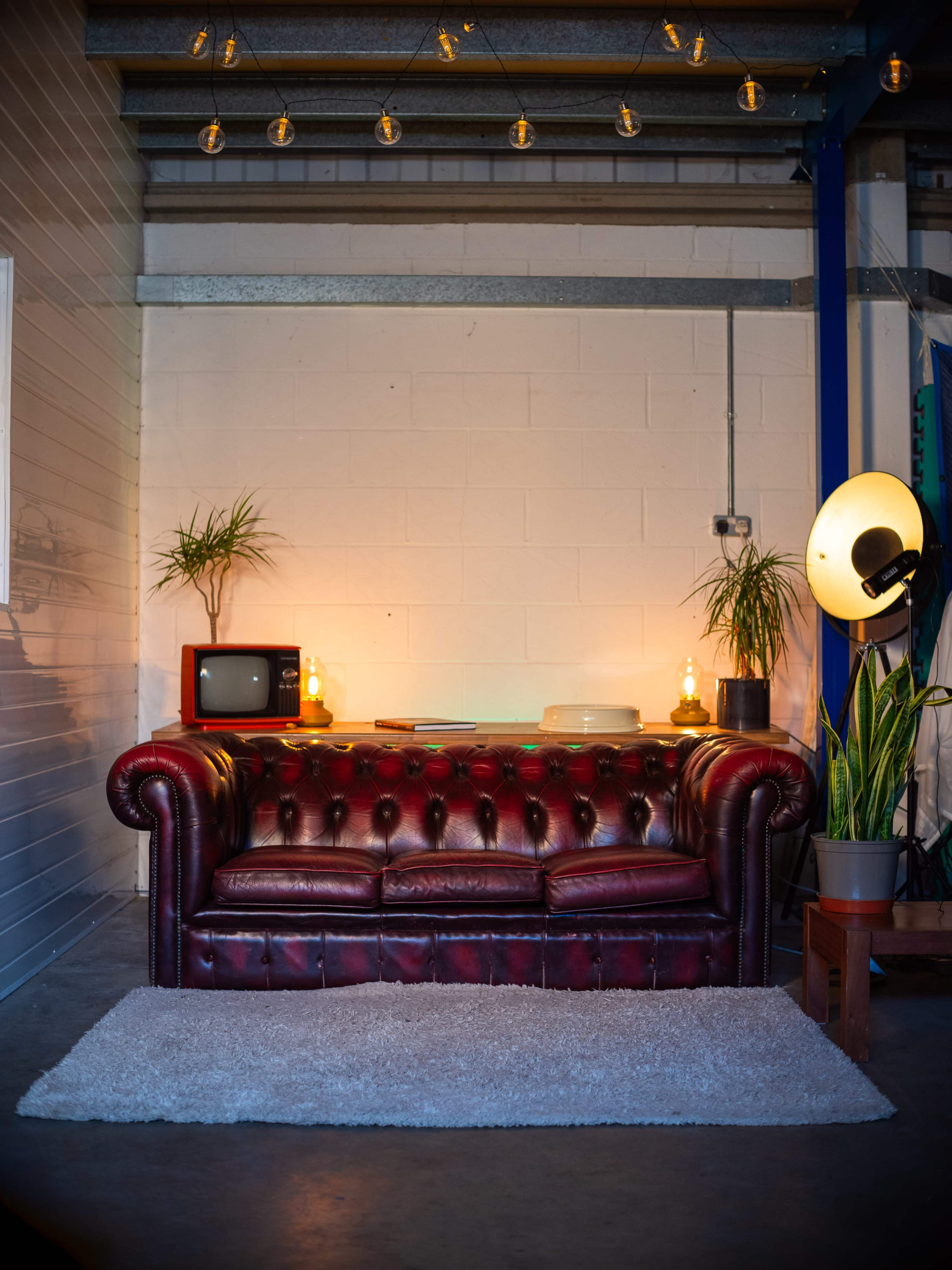 Spacious media studio for film, photo, podcast and events. A hidden gem on an easy to access industrial estate. Industrial, rustic, roomy and incredibly versatile Image in Maidenhead, Maidenhead, ENG