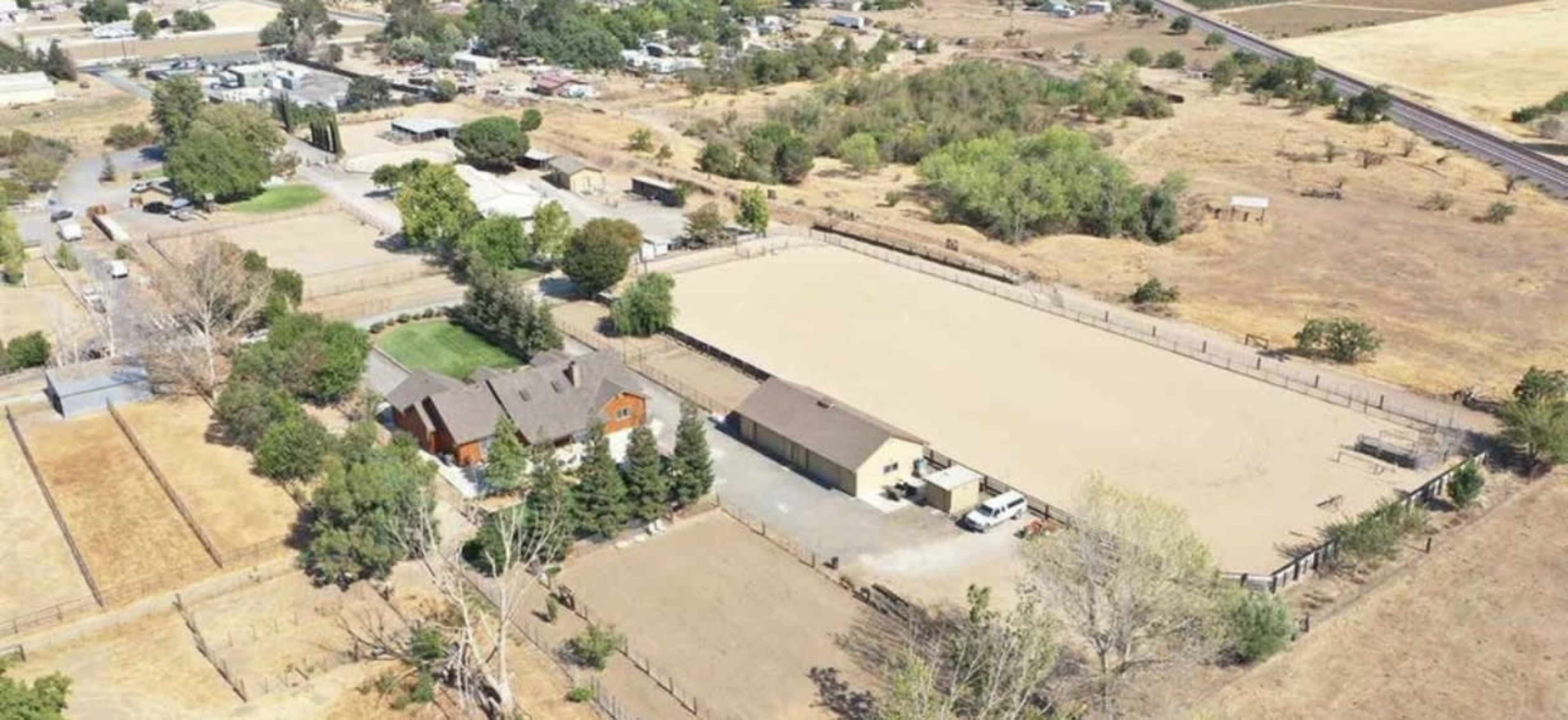 Family Horse Ranch Image in Knightsen, Knightsen, CA