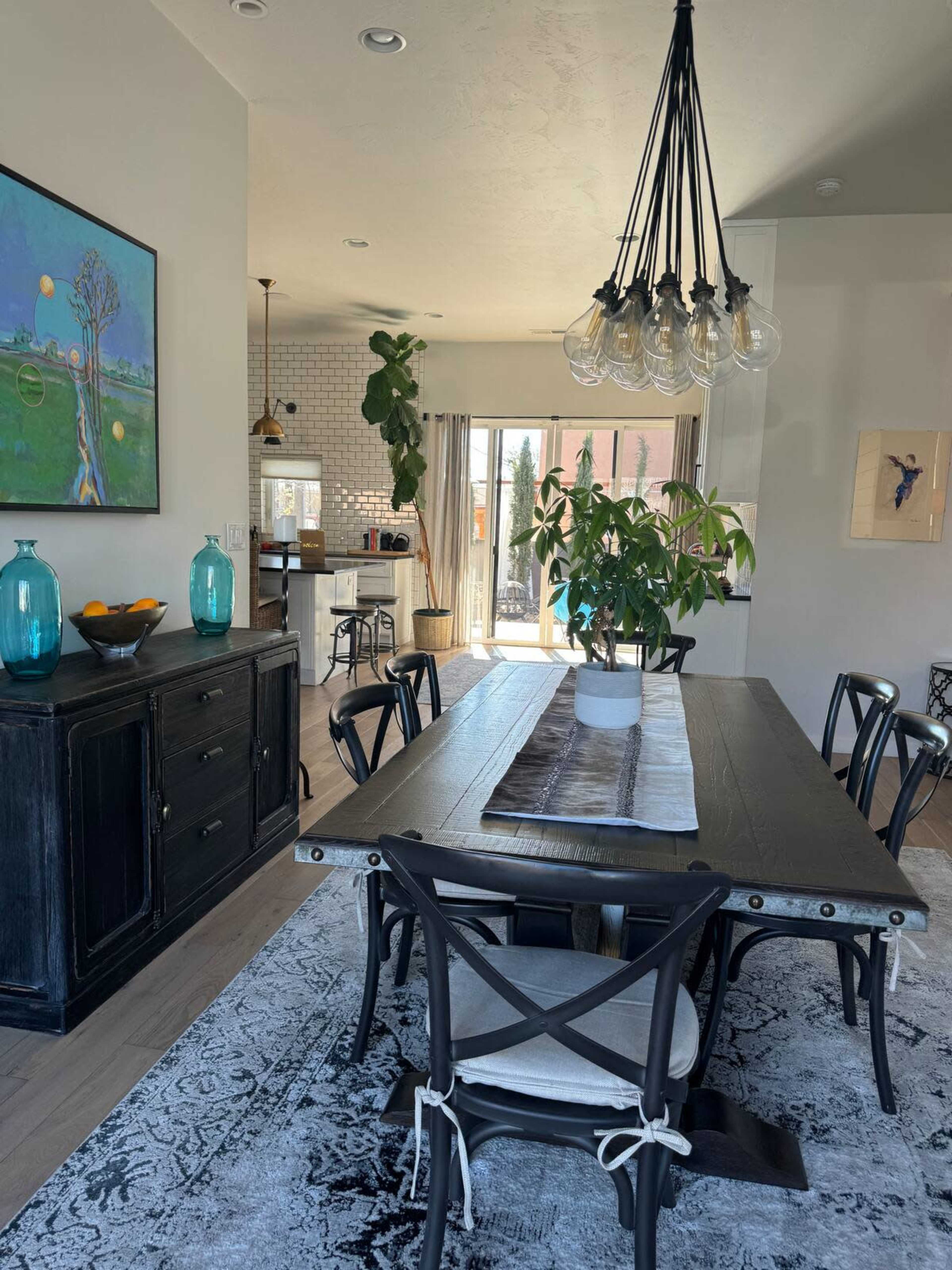Bright + Spacious Modern Farmhouse- Perfect for filming, events, and gatherings Image in Huning Castle, ALBUQUERQUE, NM
