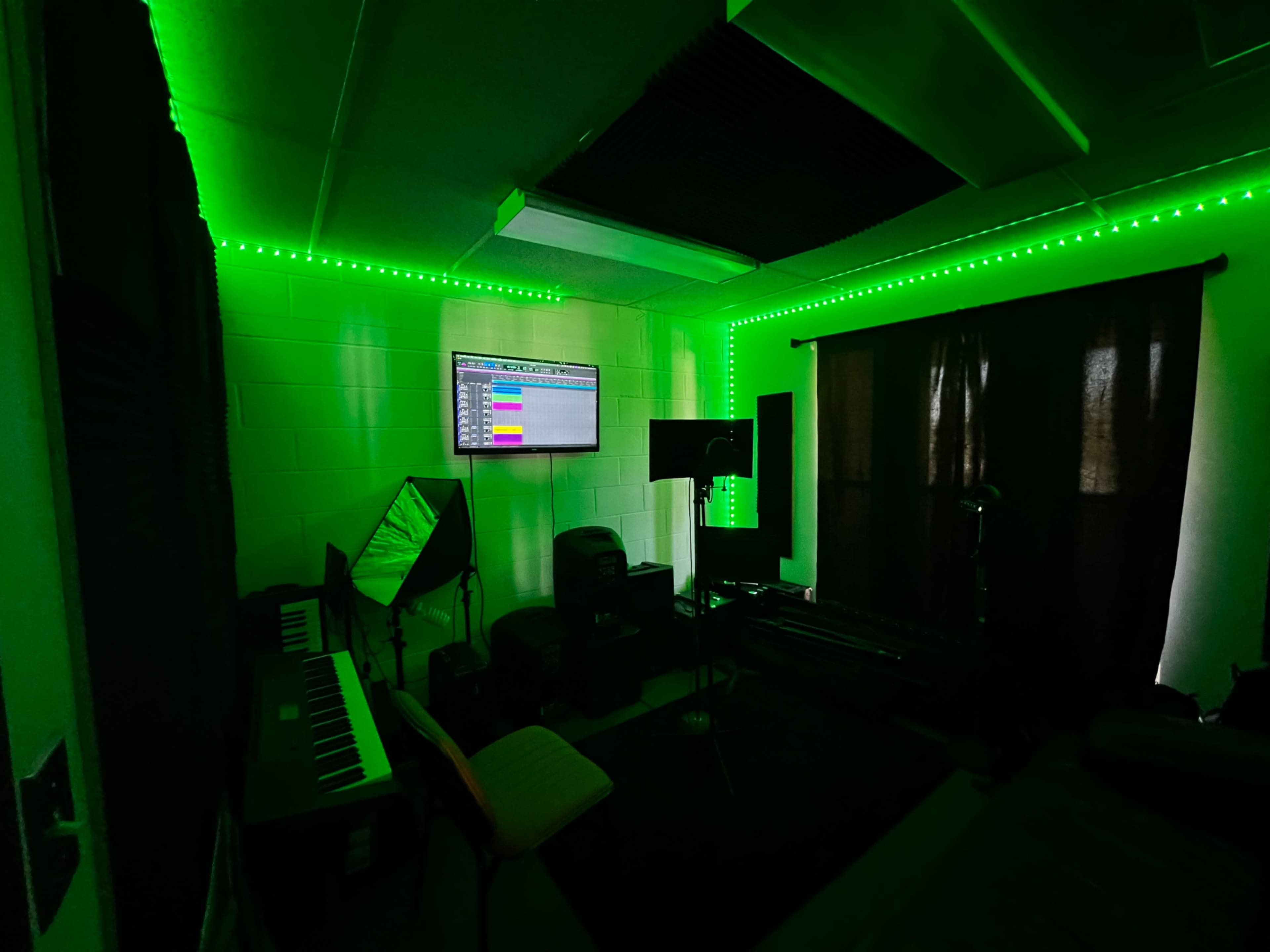 East side Studio with tattoo shop & barbershop Image in McIntyre-Richey, Tucson, AZ