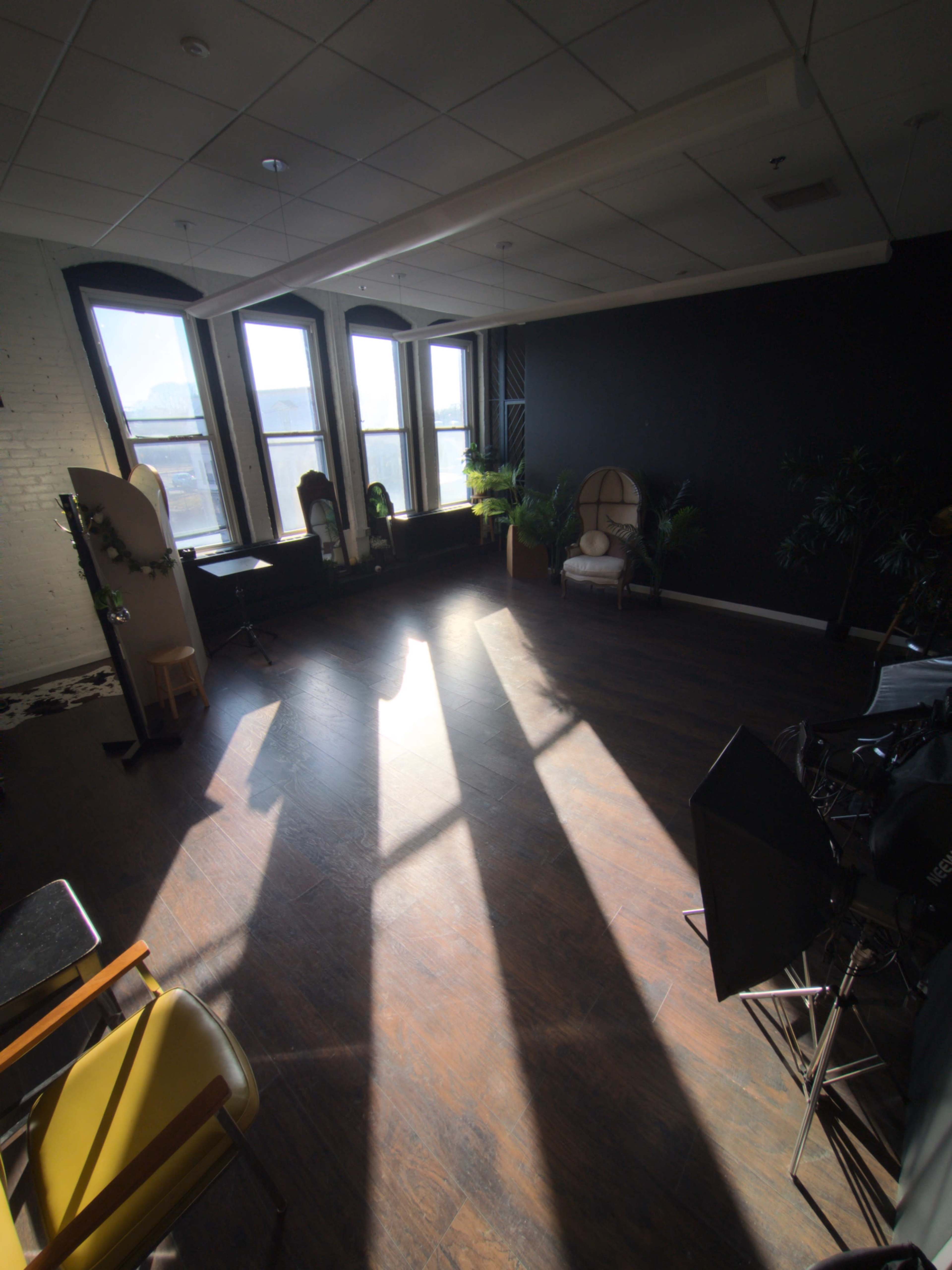 Spacious Downtown Photo Studio with Big Windows and a Lot of Natural Light Image in Pawtucket, Pawtucket, RI