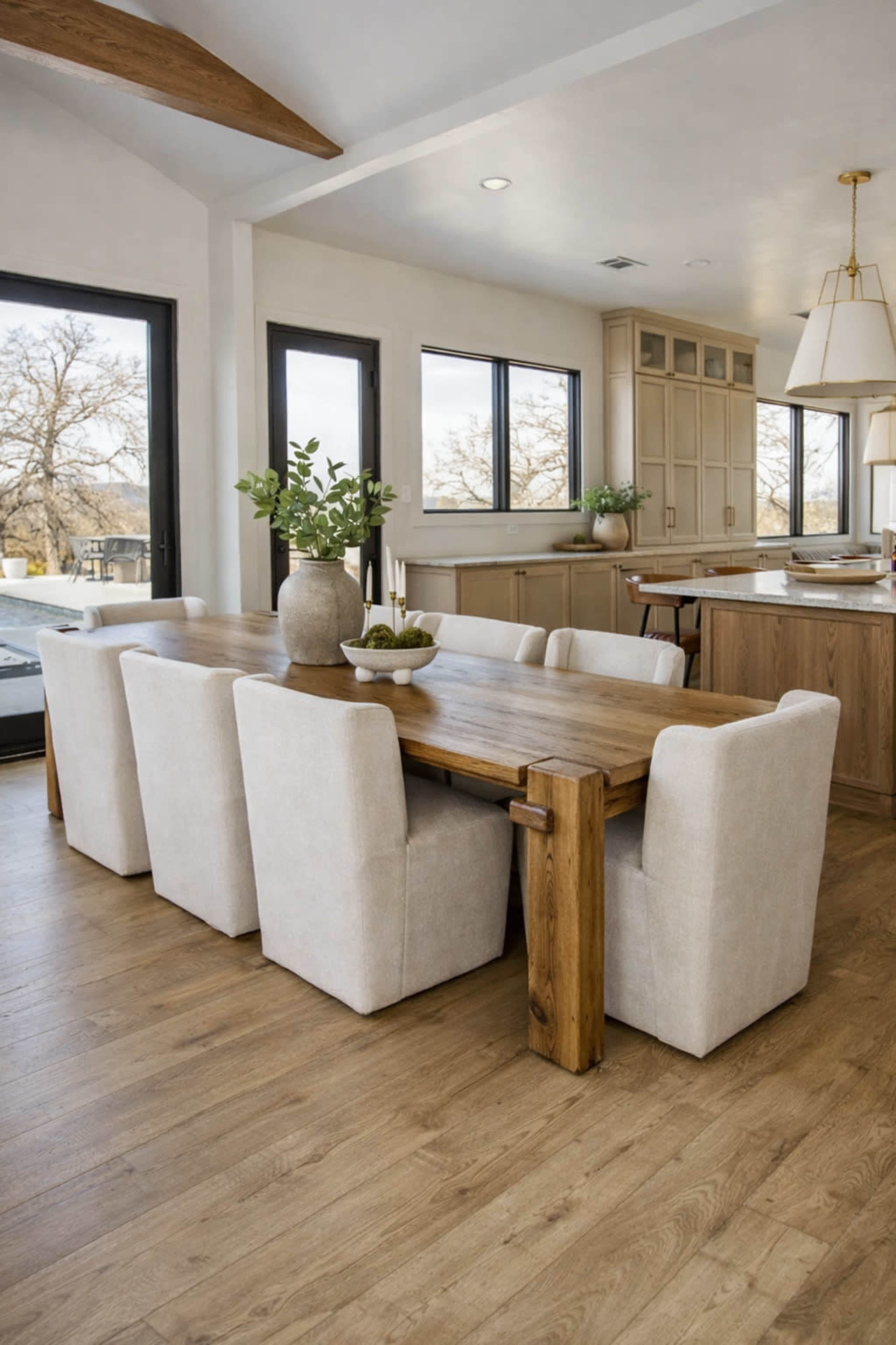 Light-Filled Restored 1960s Modern Ranch Home Image in Argyle, Argyle, TX
