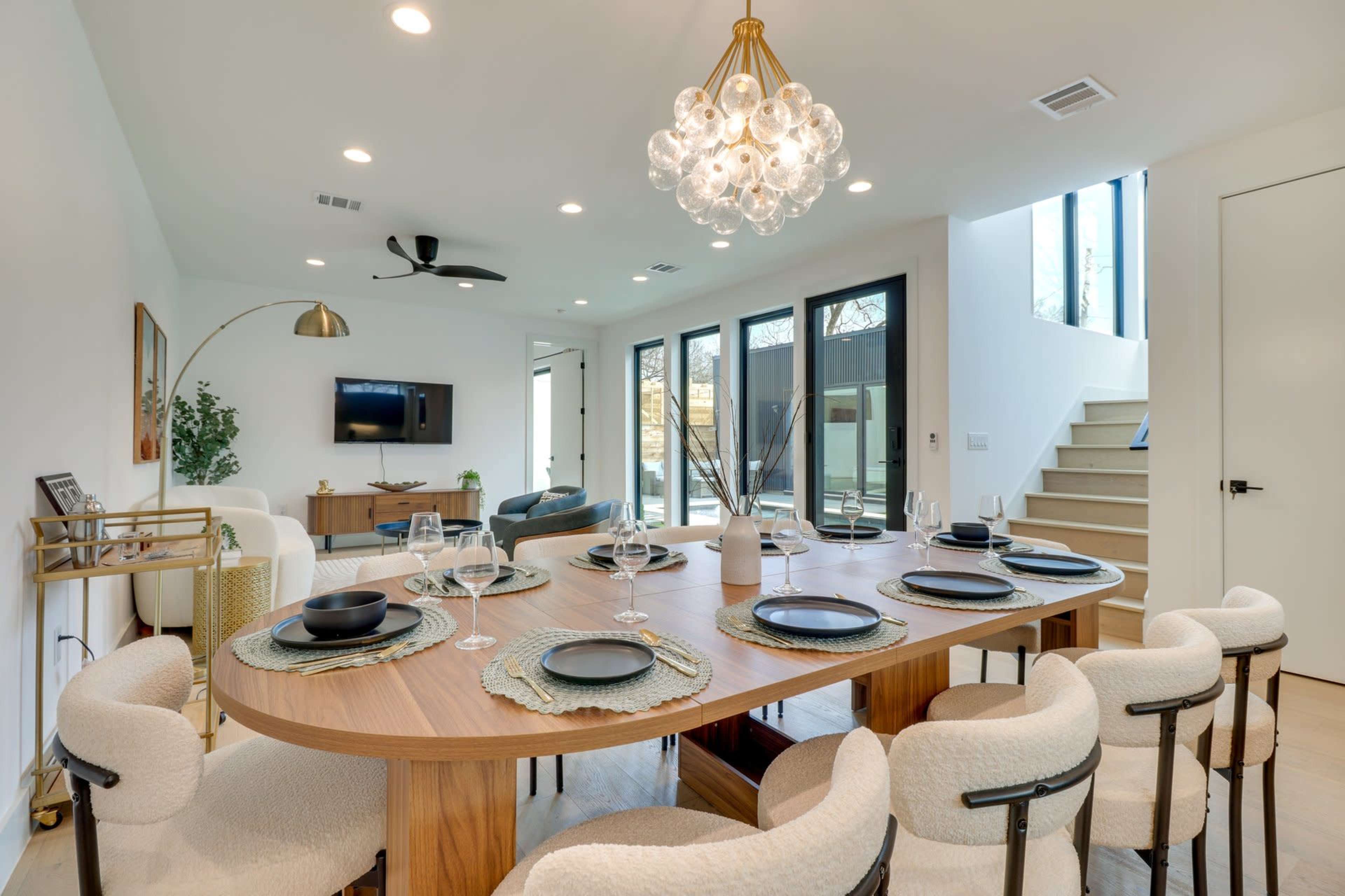 Architectural Designer Home w/ Pool and Casita in East Austin Image in Govalle, Austin, TX