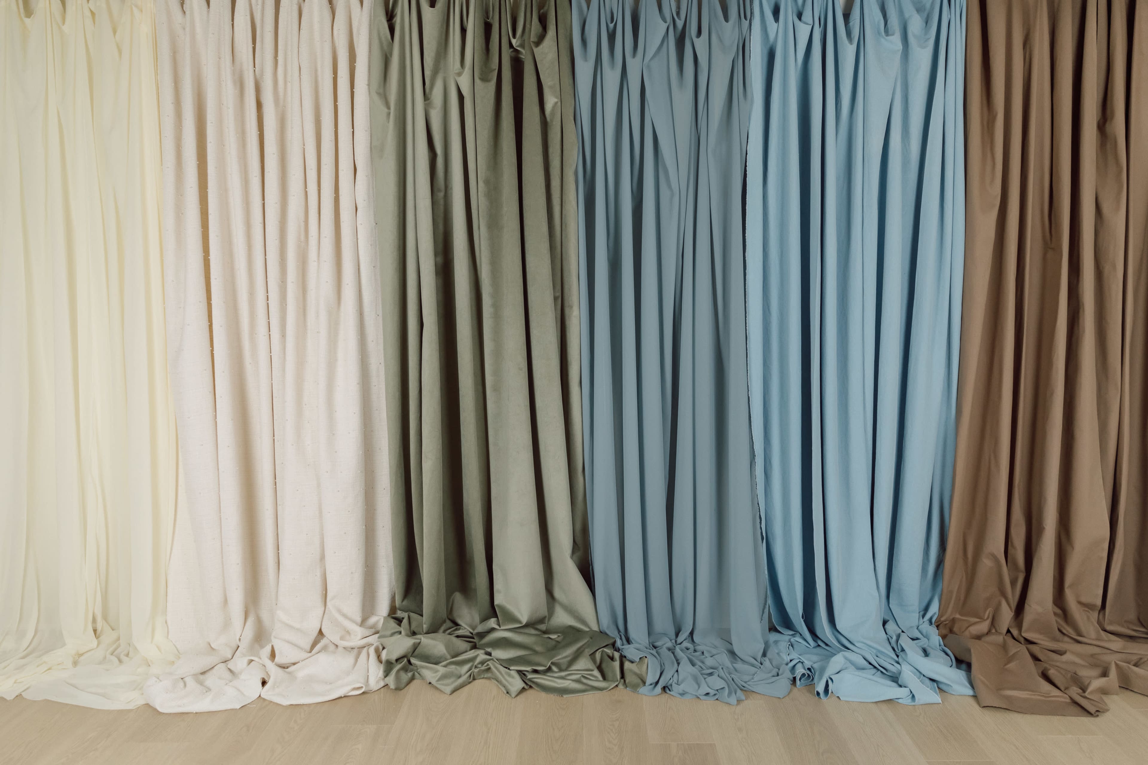 Downtown Photo Studio with Pro Lighting Setup Image in Old Bend, Bend, OR