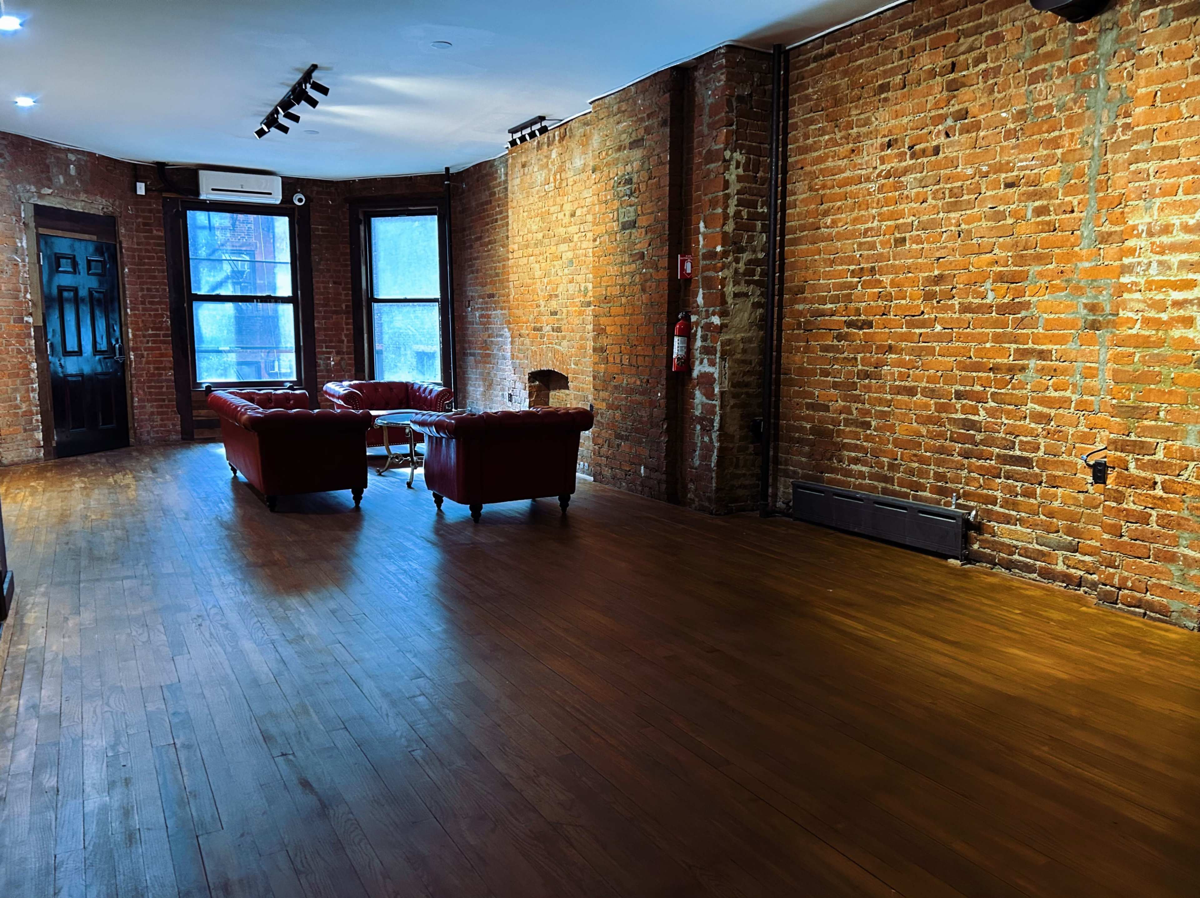 Midtown Warehouse Space Image in Midtown Manhattan, New York, NY