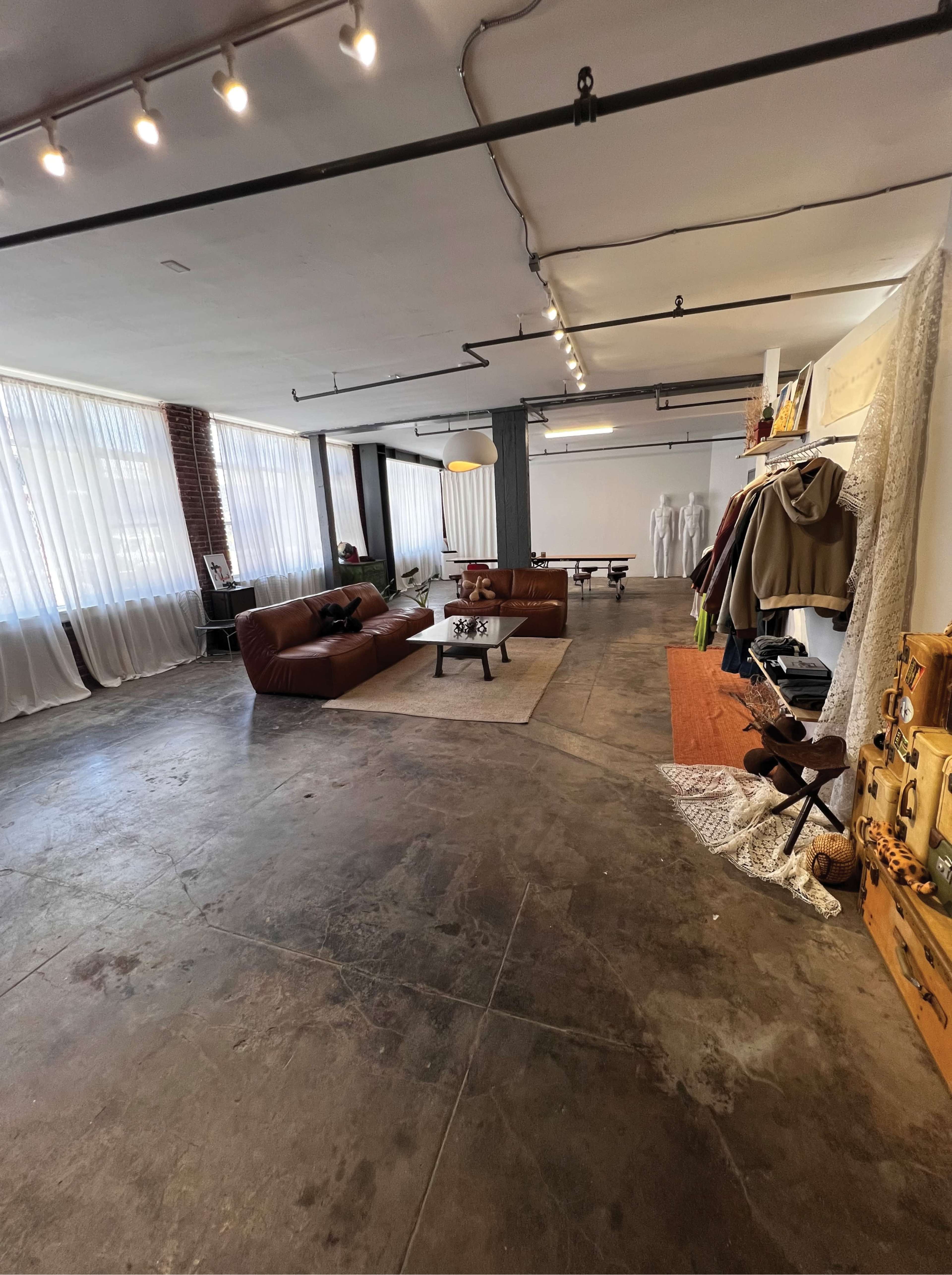 Industrial loft in the Arts District Image in Central LA, Los Angeles, CA