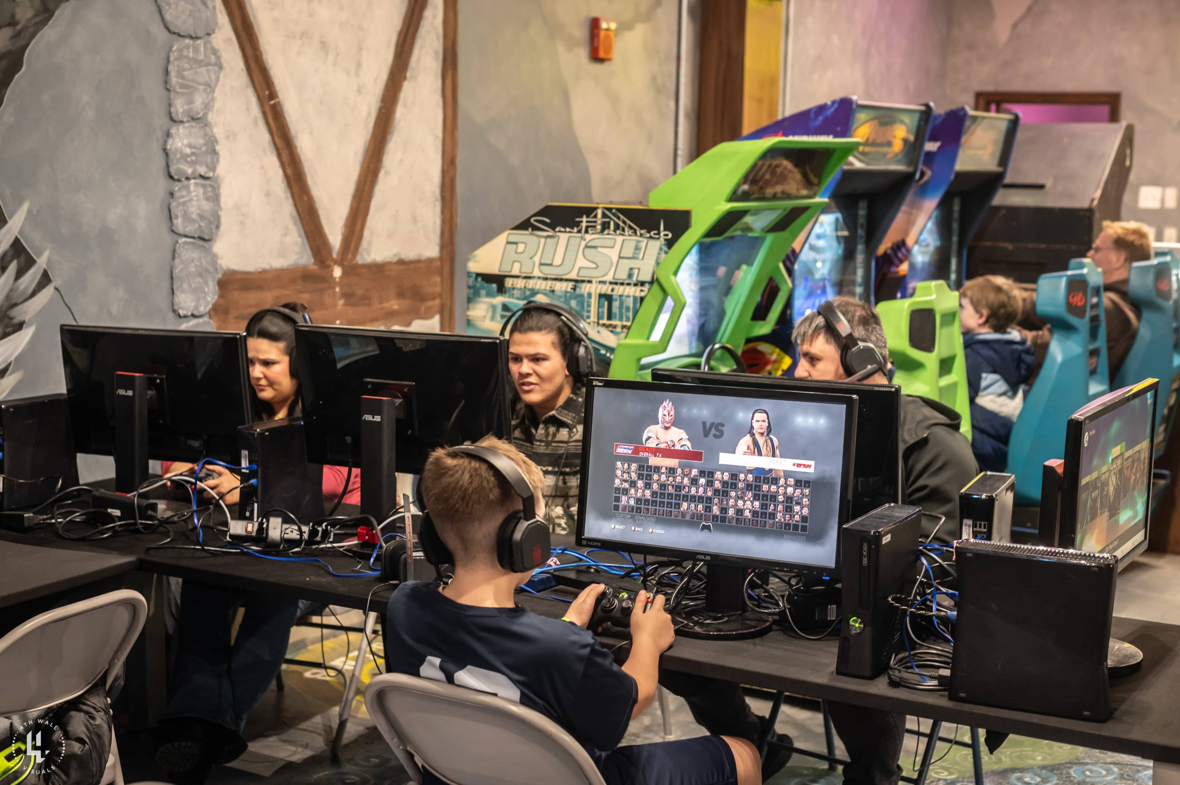 Retro Knights Arcade - Retro Arcade & Video Game Lounge Image in Leominster, Leominster, MA