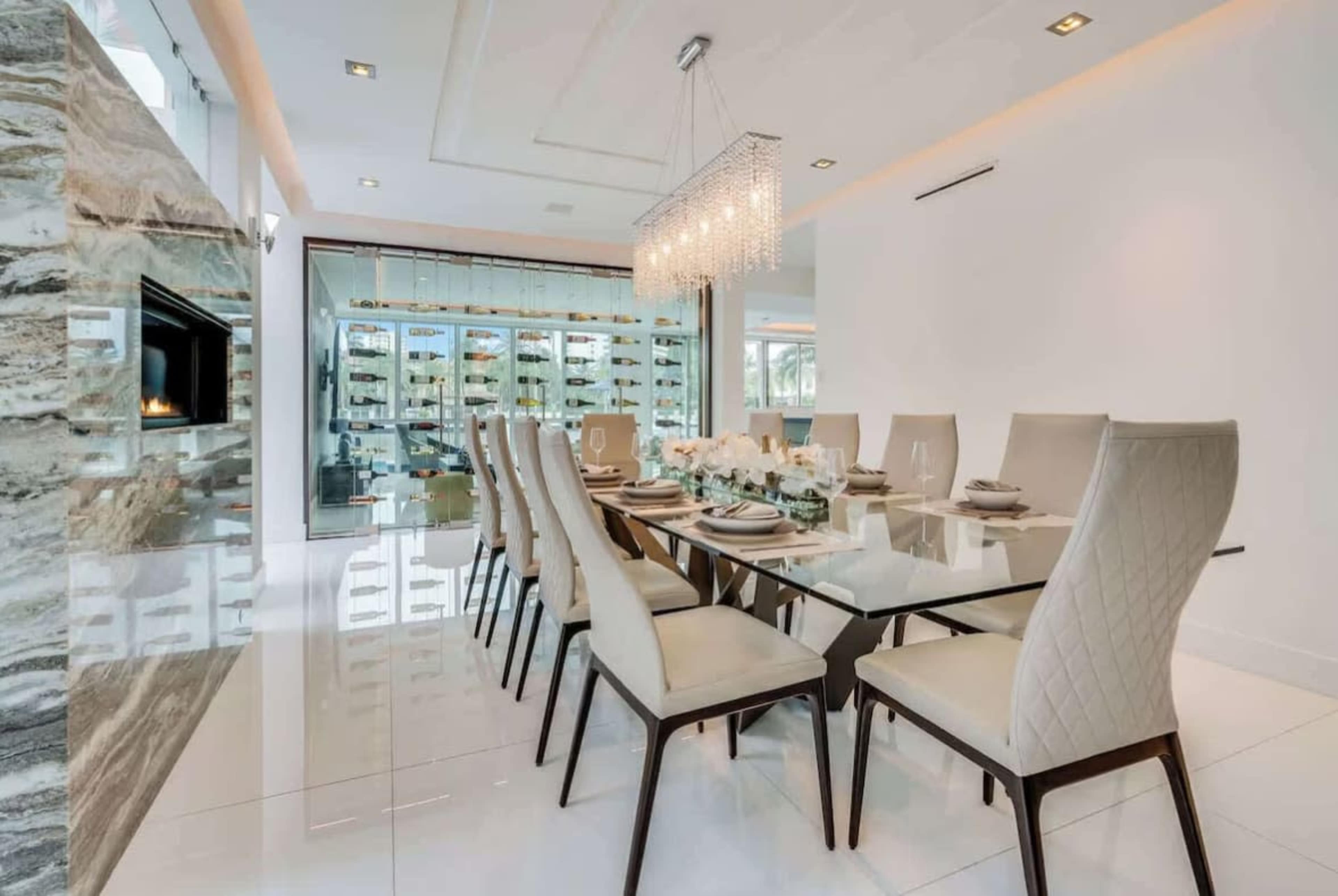 Modern Waterfront Mansion in the heart of Las Olas minutes from the Beach Image in East Fort Lauderdale, Fort Lauderdale, FL