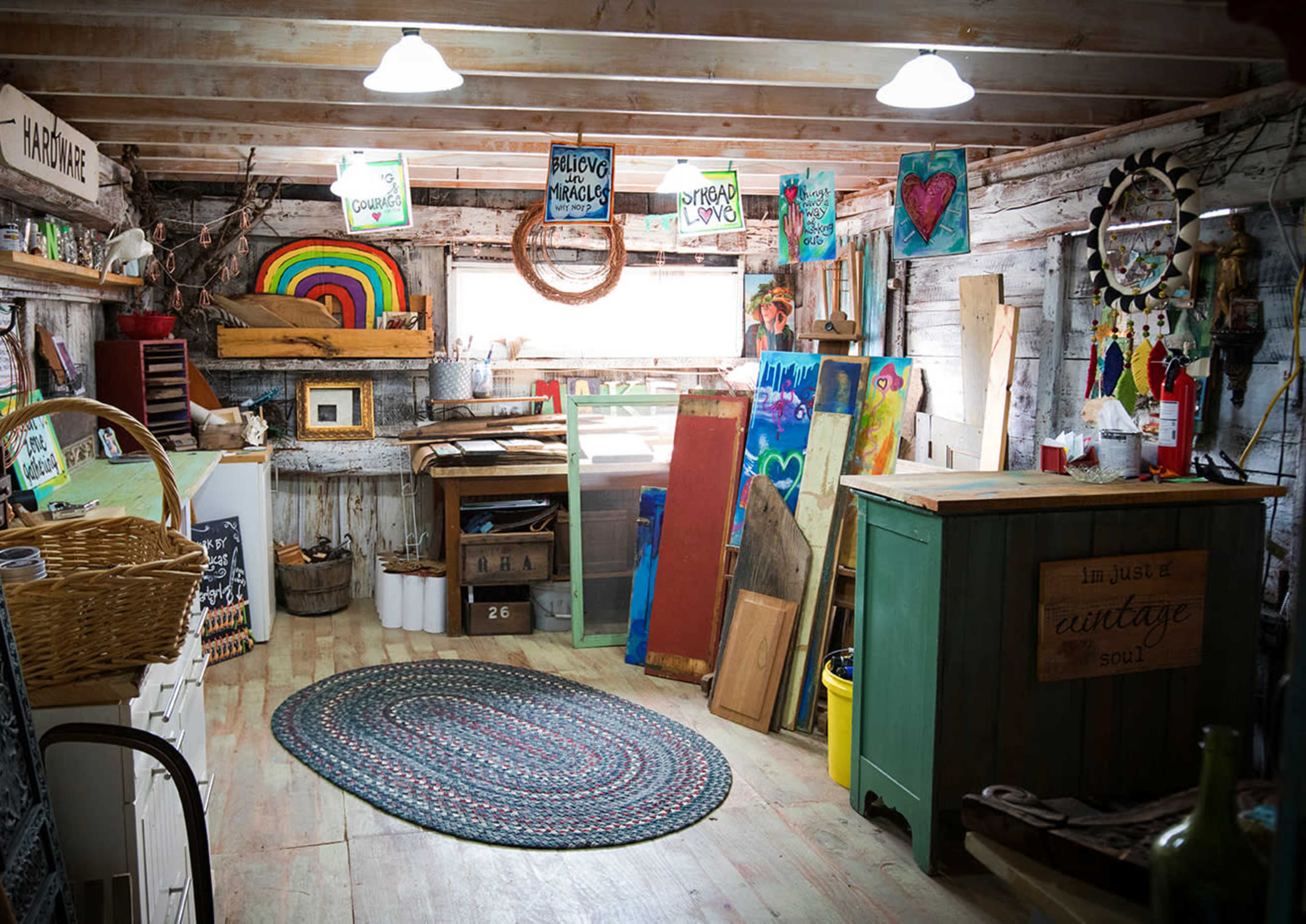 Charming Historic Barn Venue with Creative Outdoor Spaces Image in Ashland, Ashland, New Hampshire