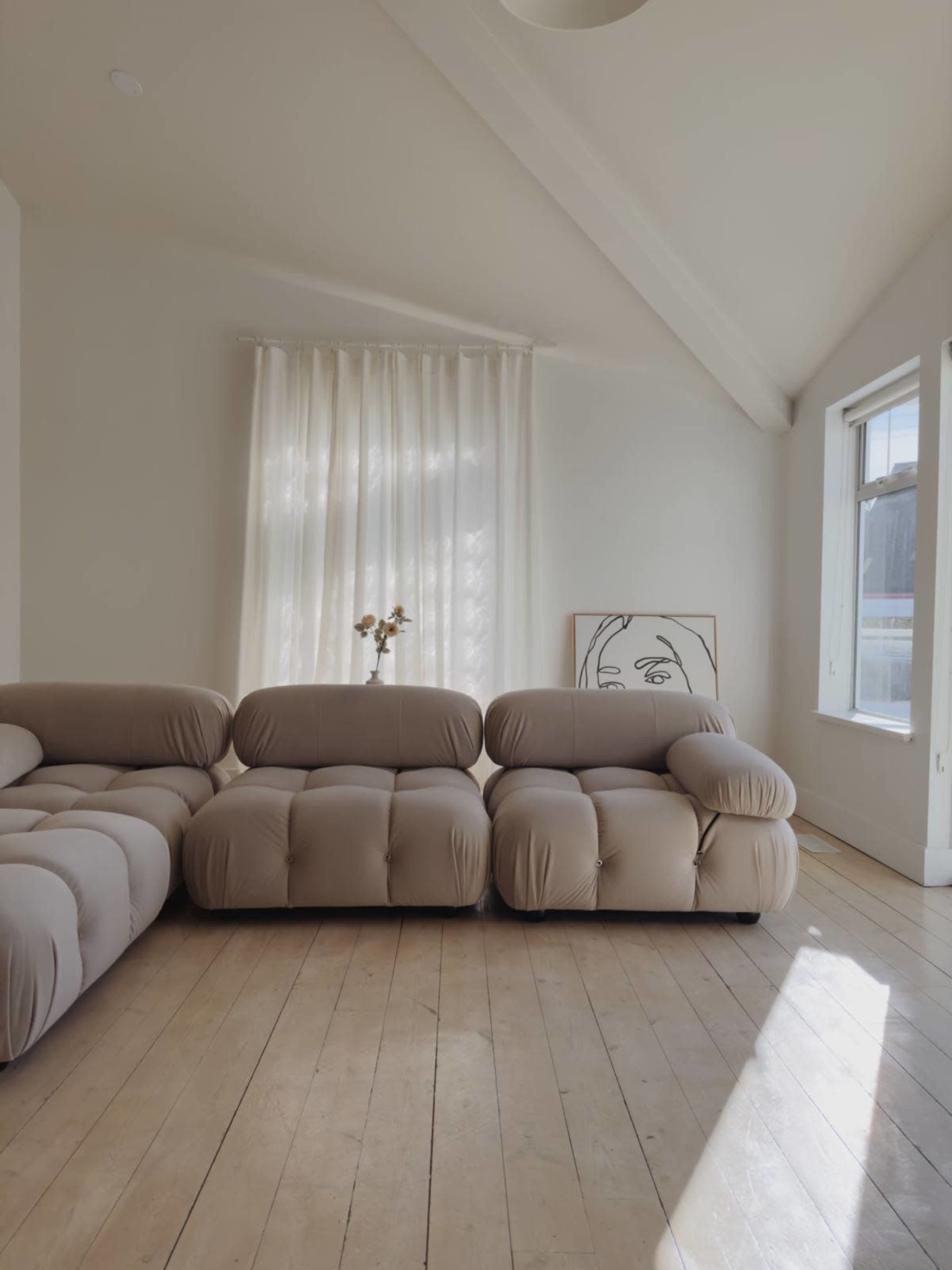 Bright, Open Studio in South Surrey Image in Crescent Beach, Surrey, BC