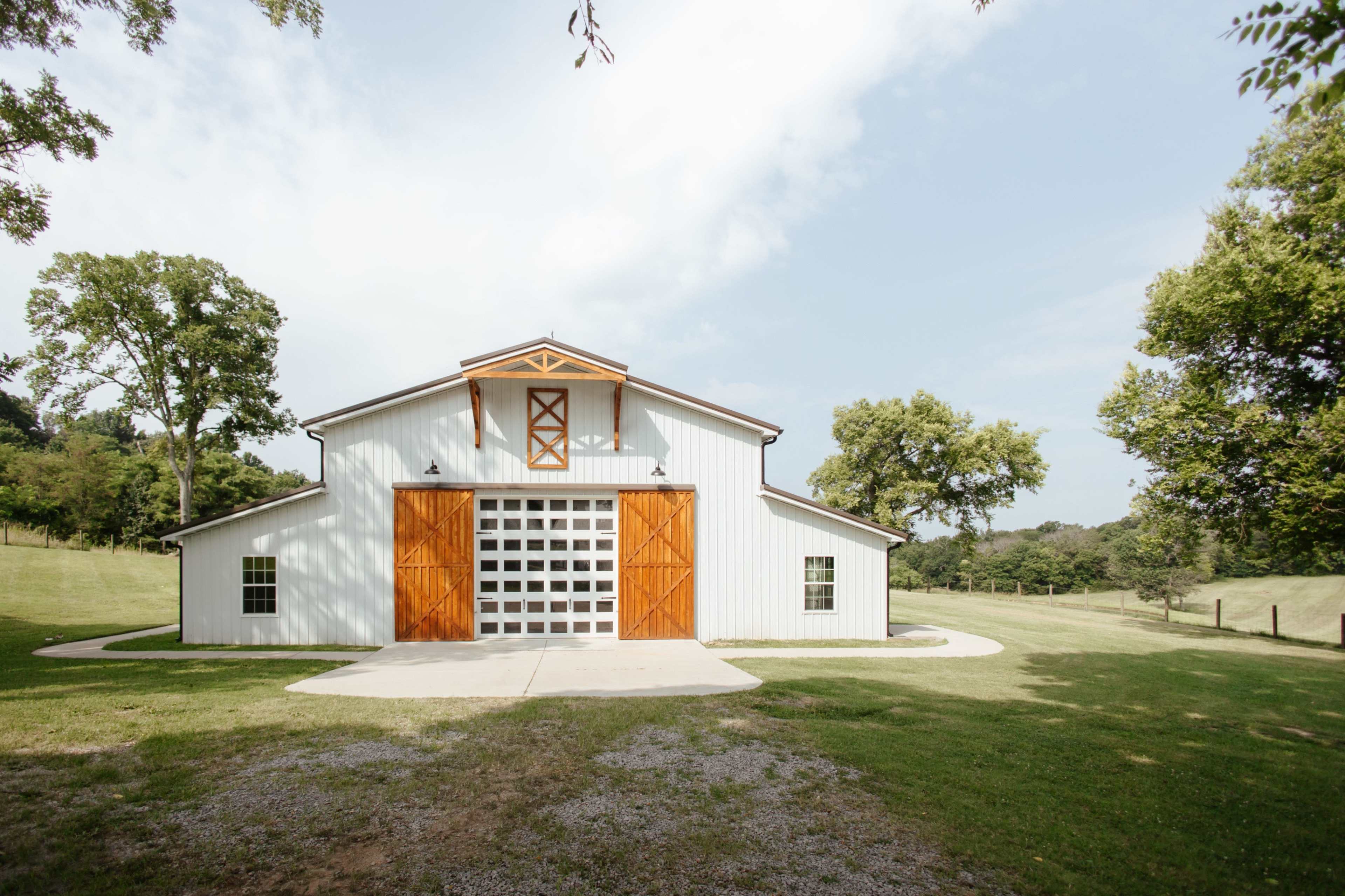 A unique event venue nestled amidst the rolling hills of Middle Tennessee. Old barns, event venues, stone walls, and an old cabin. Image in , Lebanon, TN