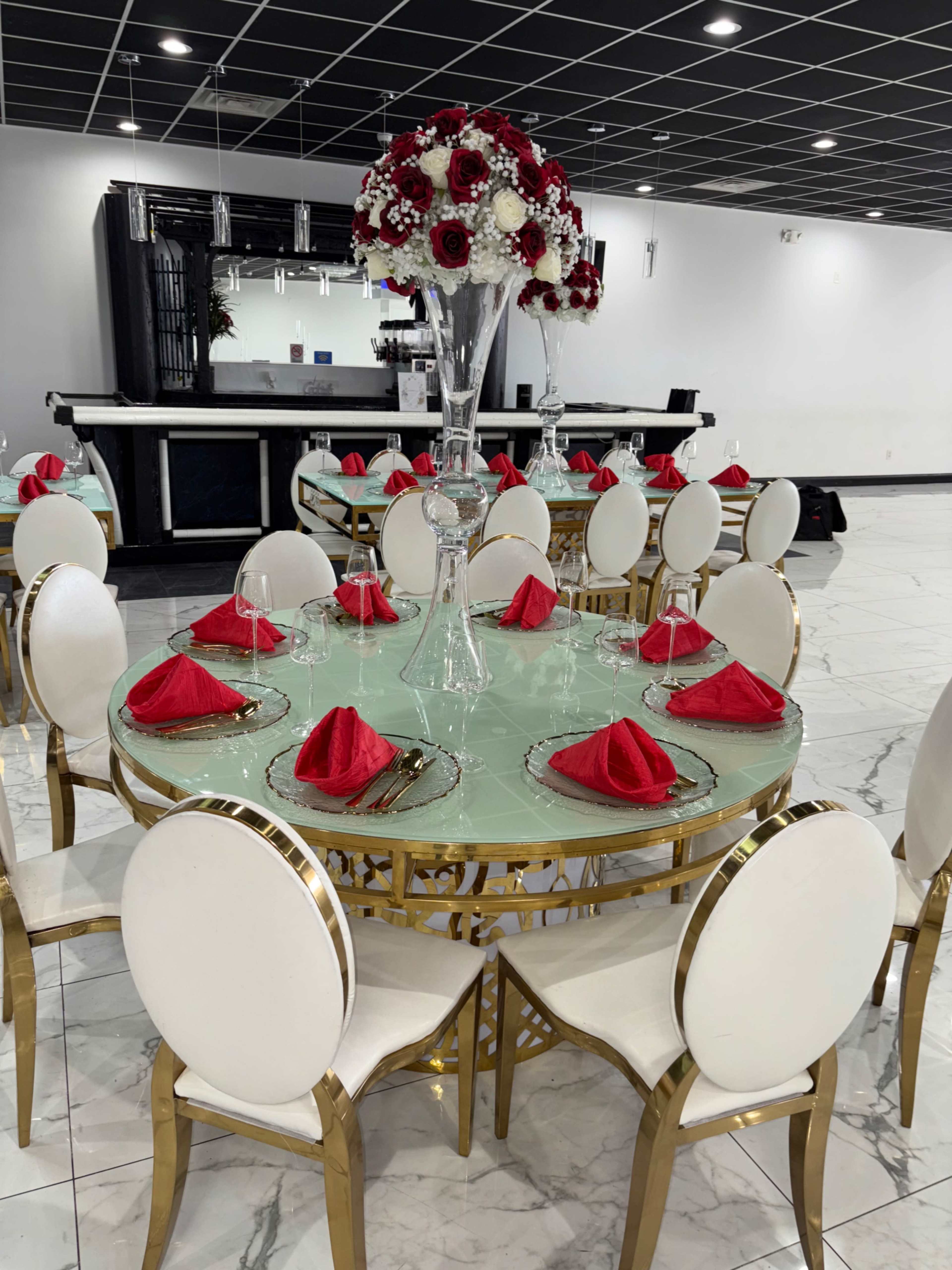 Evept Space, Cystal table and chair Image in Eldridge / West Oaks, Houston, TX