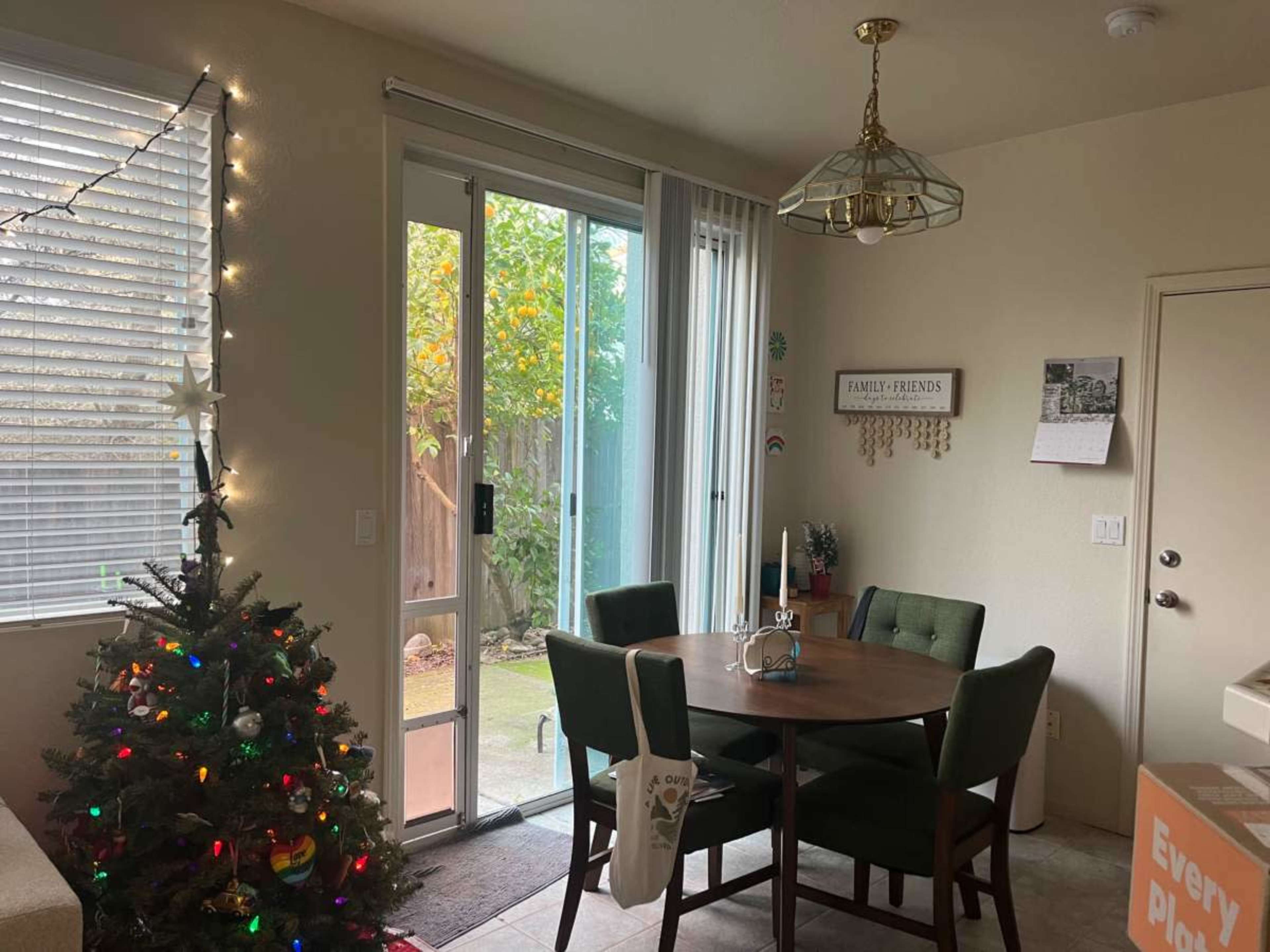 Quiet suburban sanctuary close to lightrail Image in Oak Villas, Folsom, CA