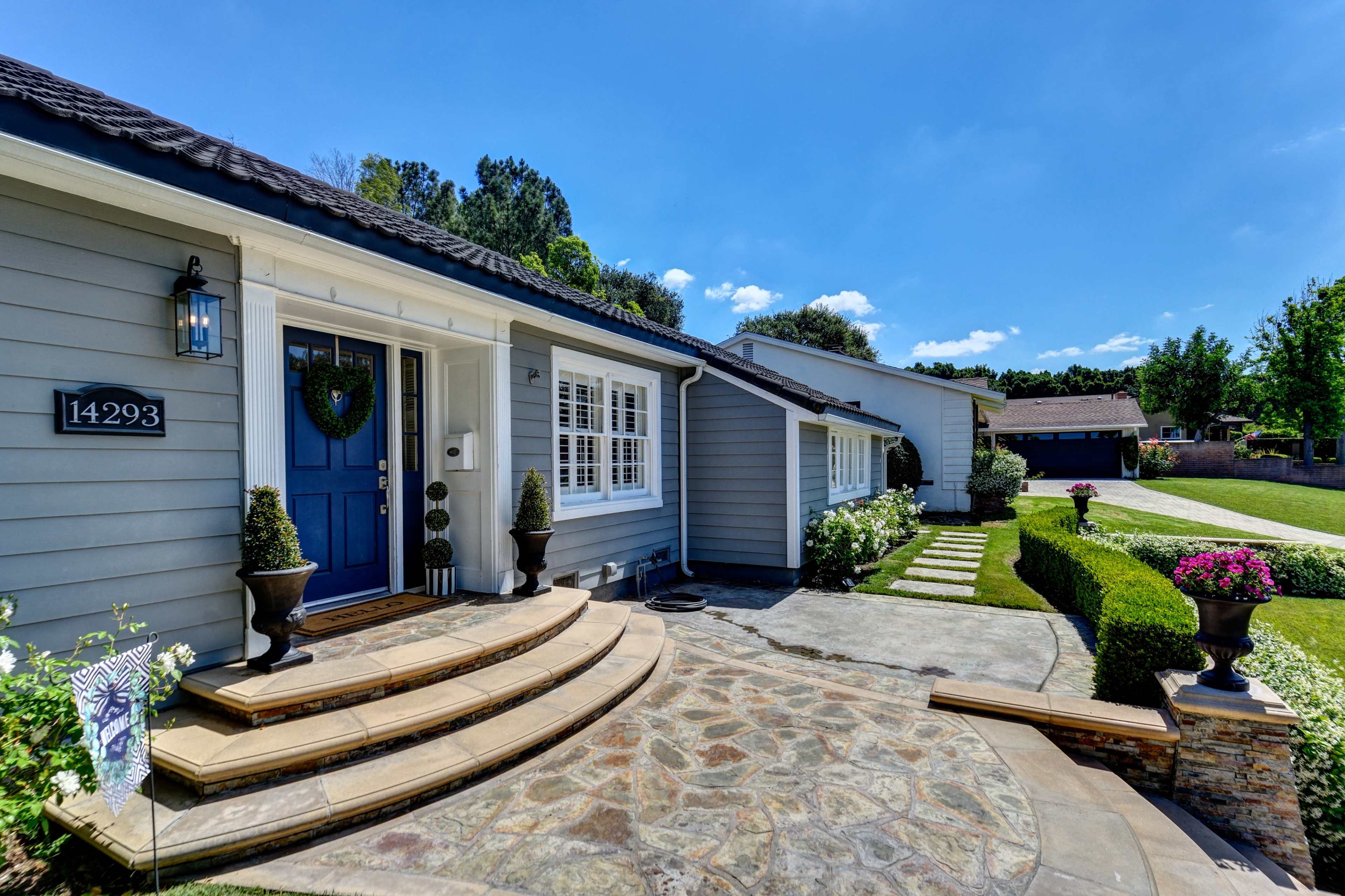 Spacious Modern Farmhouse with Natural Light & Film-Friendly Layout Image in Whittier, WHITTIER, CA