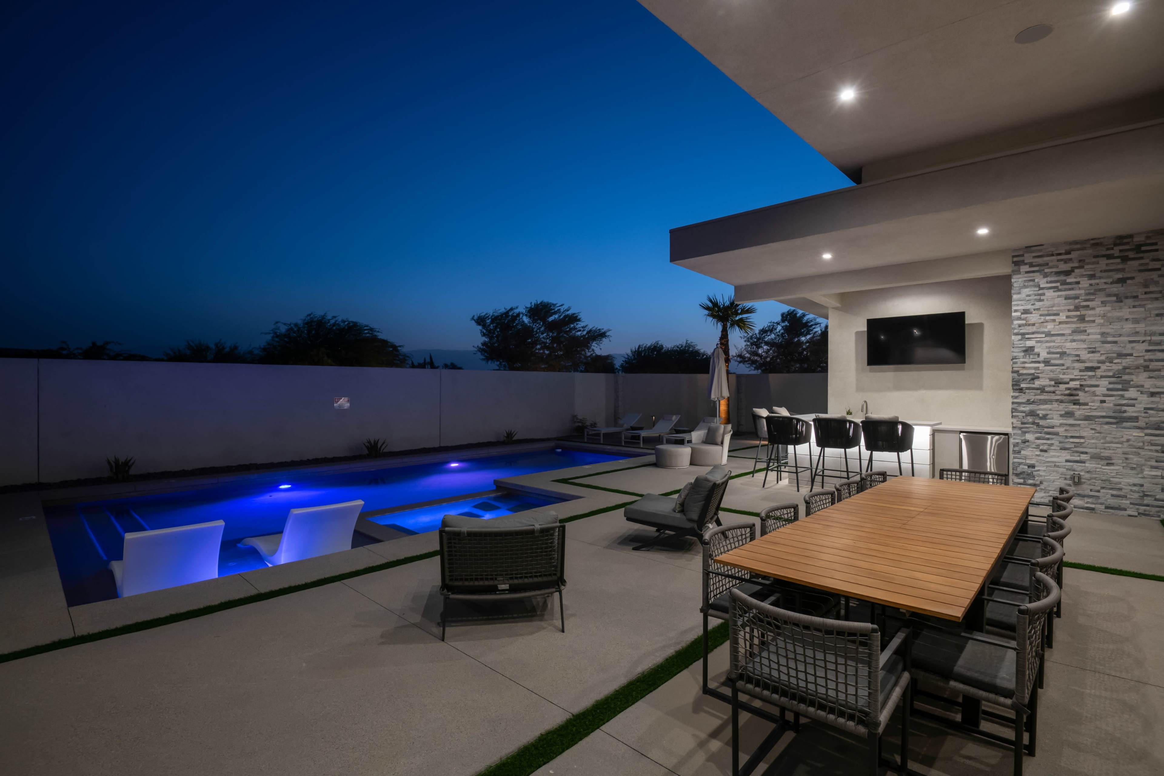 Carbon @ Elemento49 | Pool & Spa Image in Indio, Indio, CA