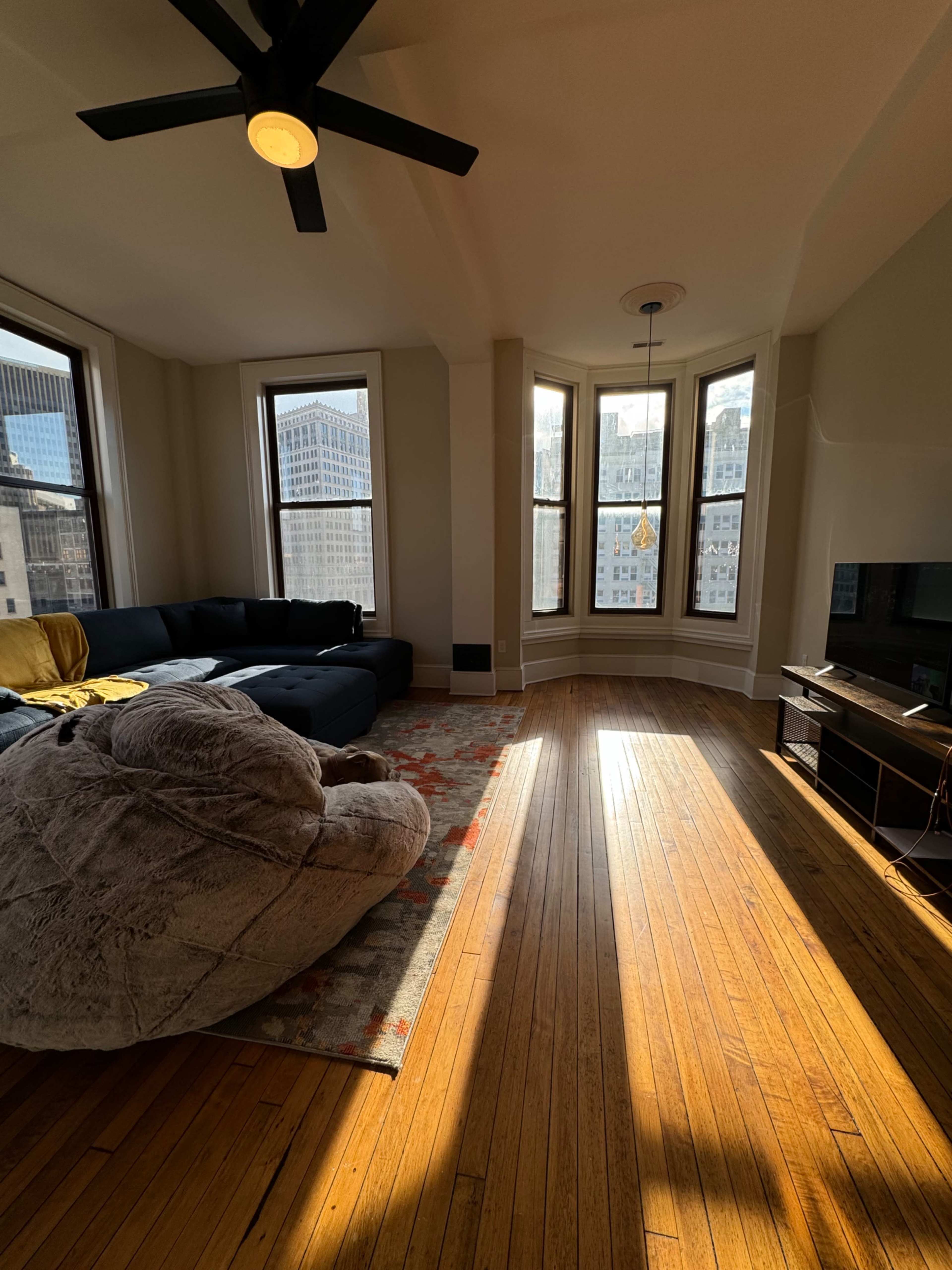Downtown Milwaukees Penthouse in Theater District with River and Skyline View Image in Kilbourn Town, Milwaukee, WI
