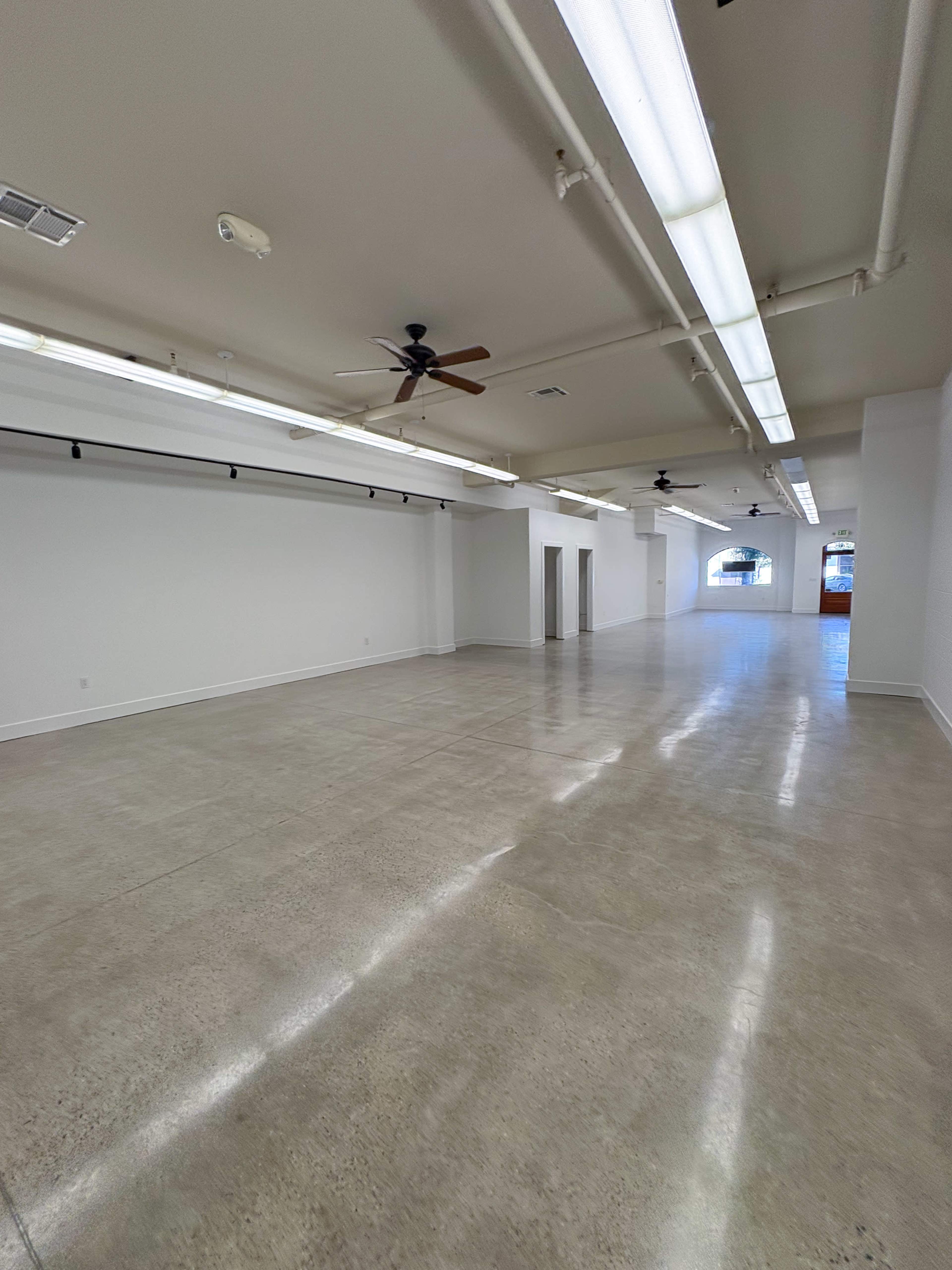 Downtown Paso Robles Studio/pop up commercial space. Industrial and flexible. Image in Paso Robles, Paso Robles, CA