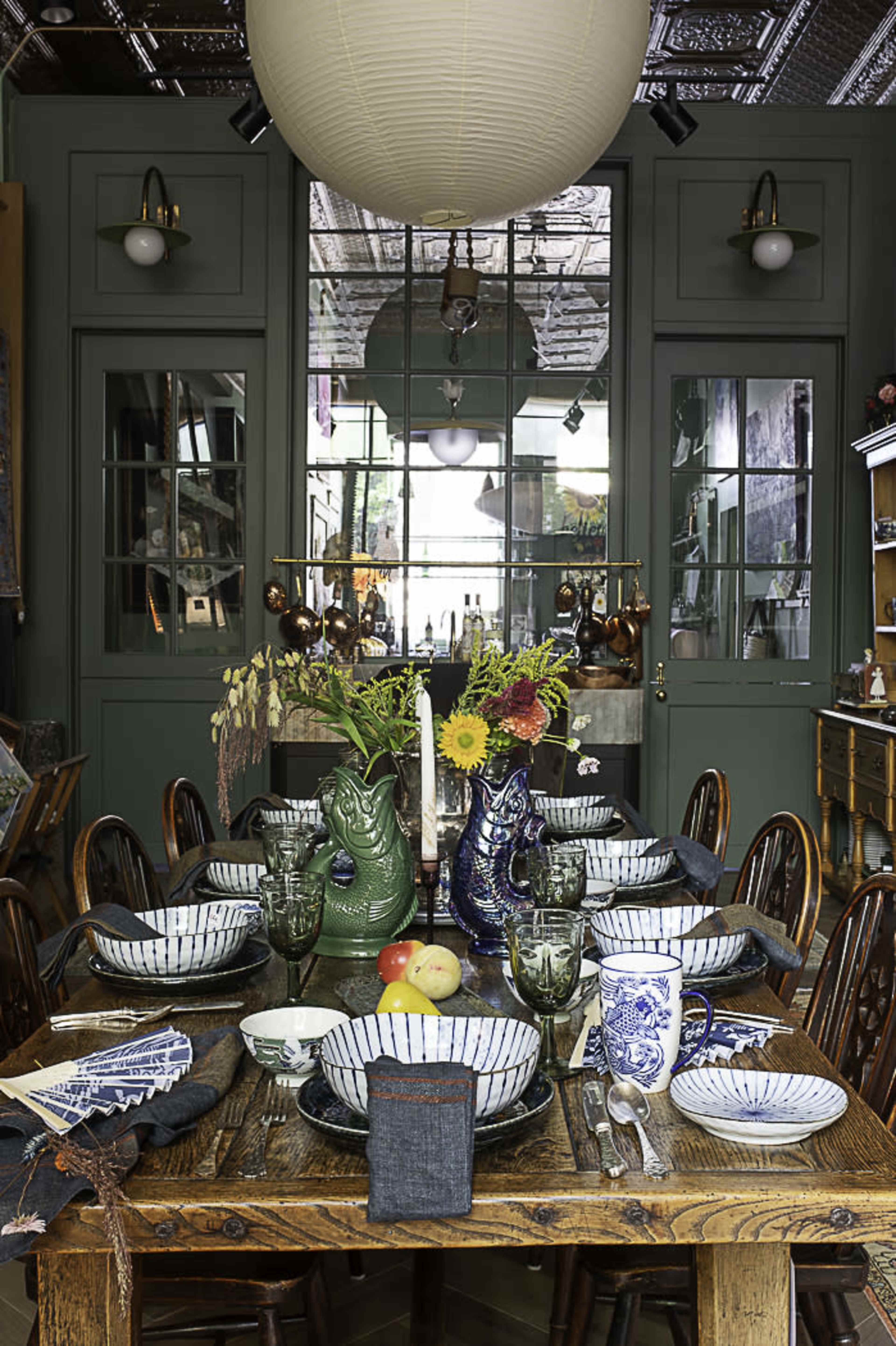 the garden room blooms with curated opulence. Image in Evanston, Evanston, IL