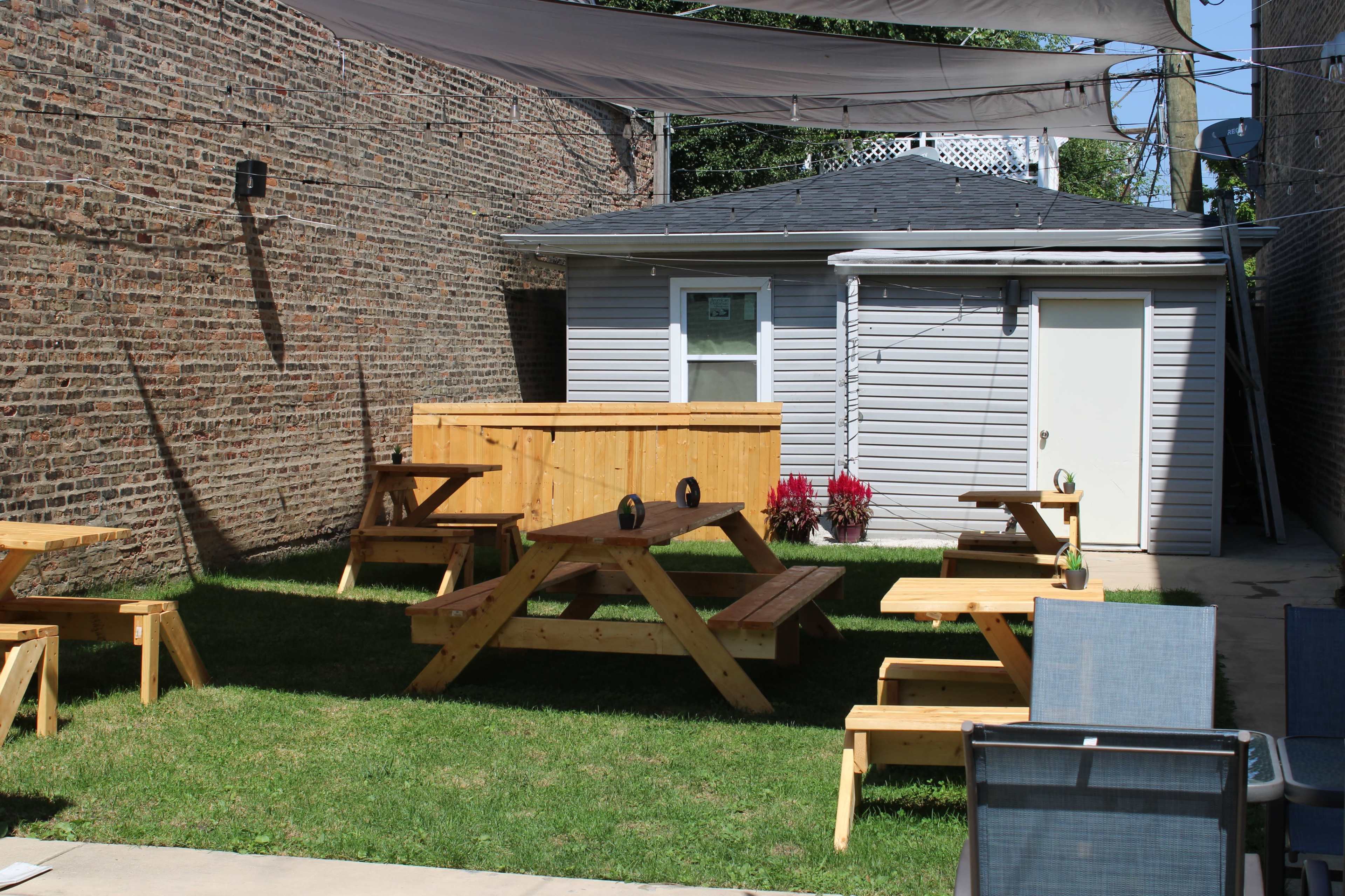 Restaurant Patio (Private Patio for Events) Image in Ravenswood, Chicago, IL