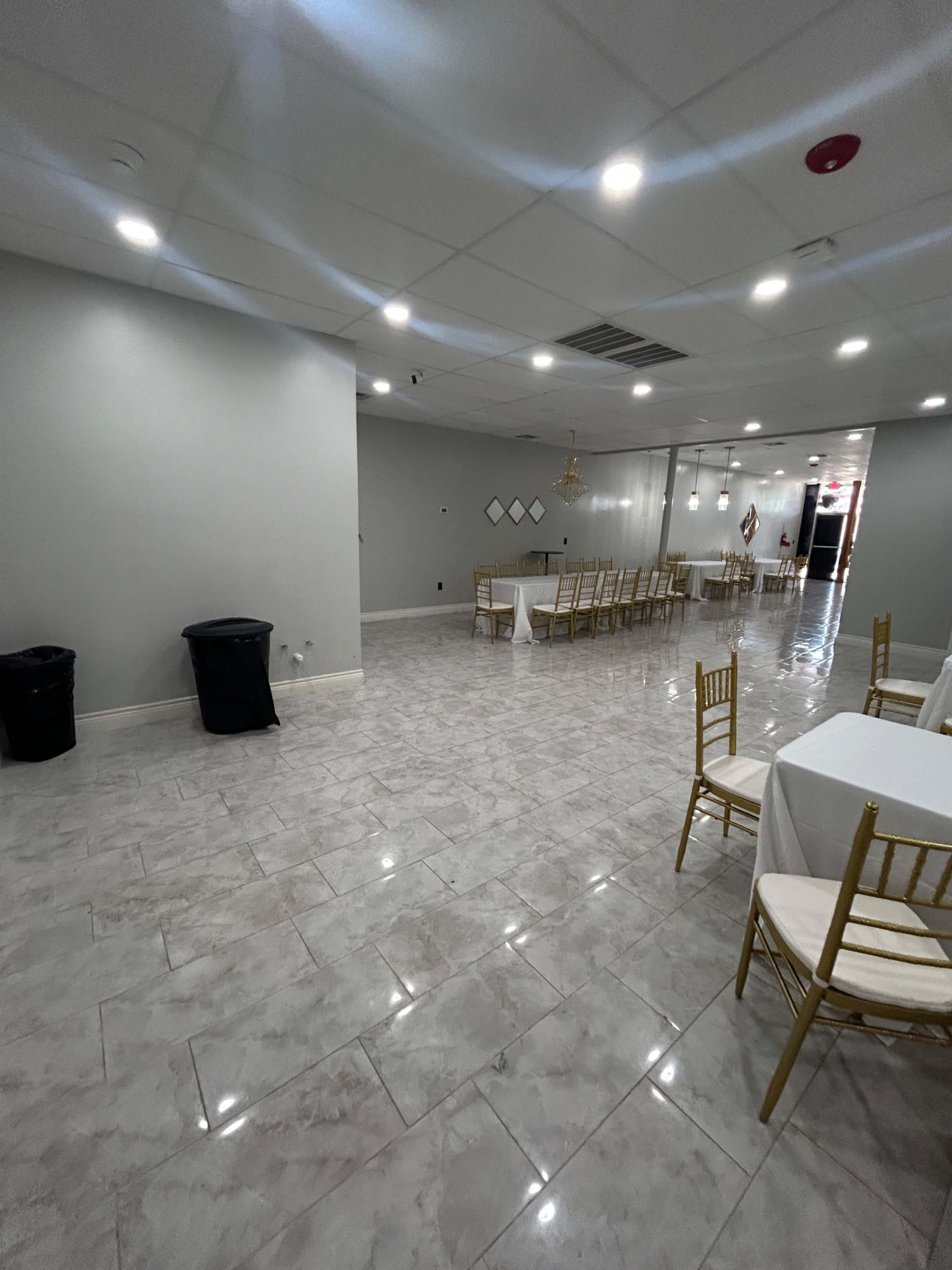 Elegant Event Venue with Tables & Chairs included Image in Houston, Houston, TX