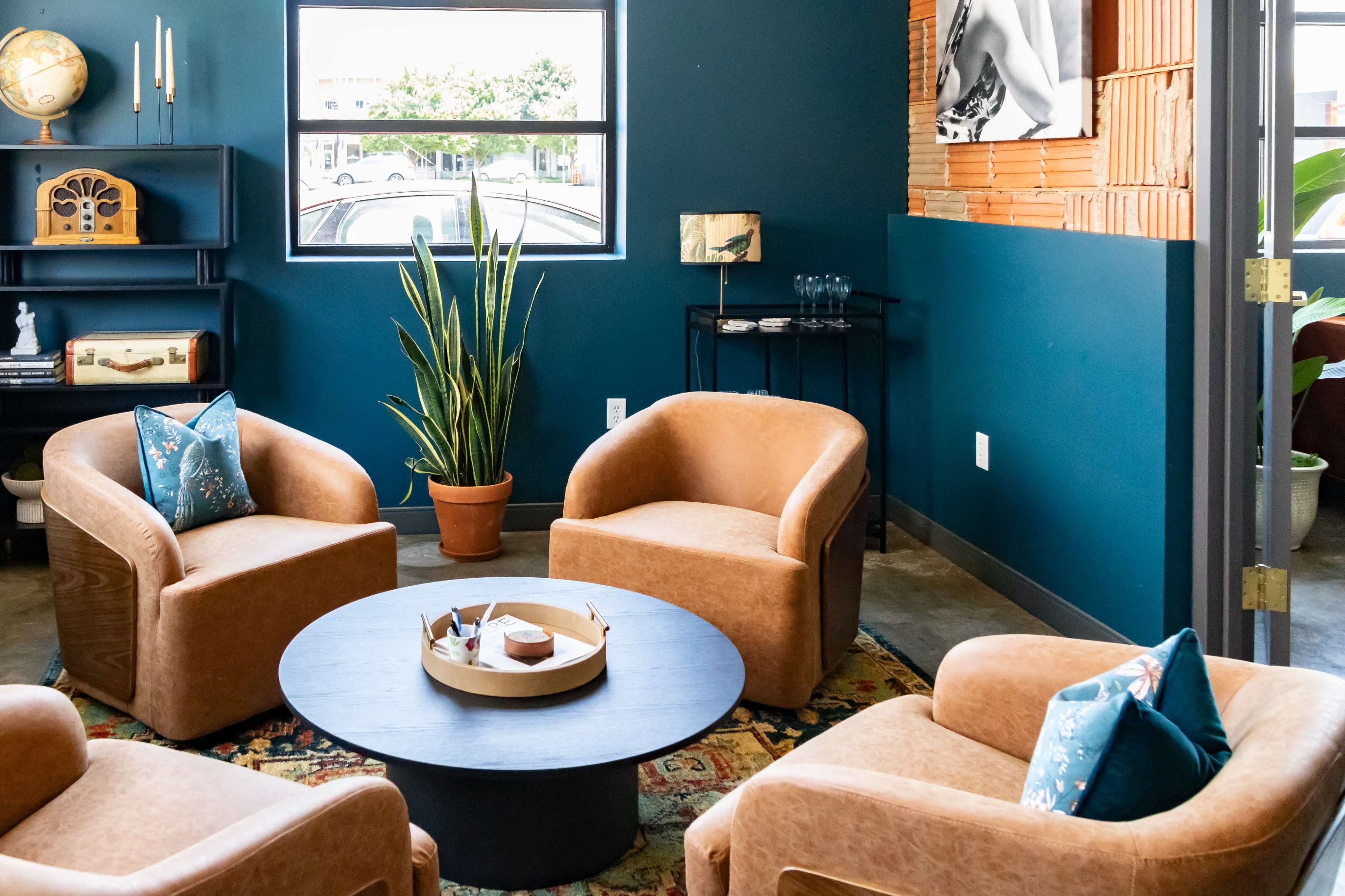 Chic Downtown Meeting Lounge Image in Central Oklahoma City, OKC, OK