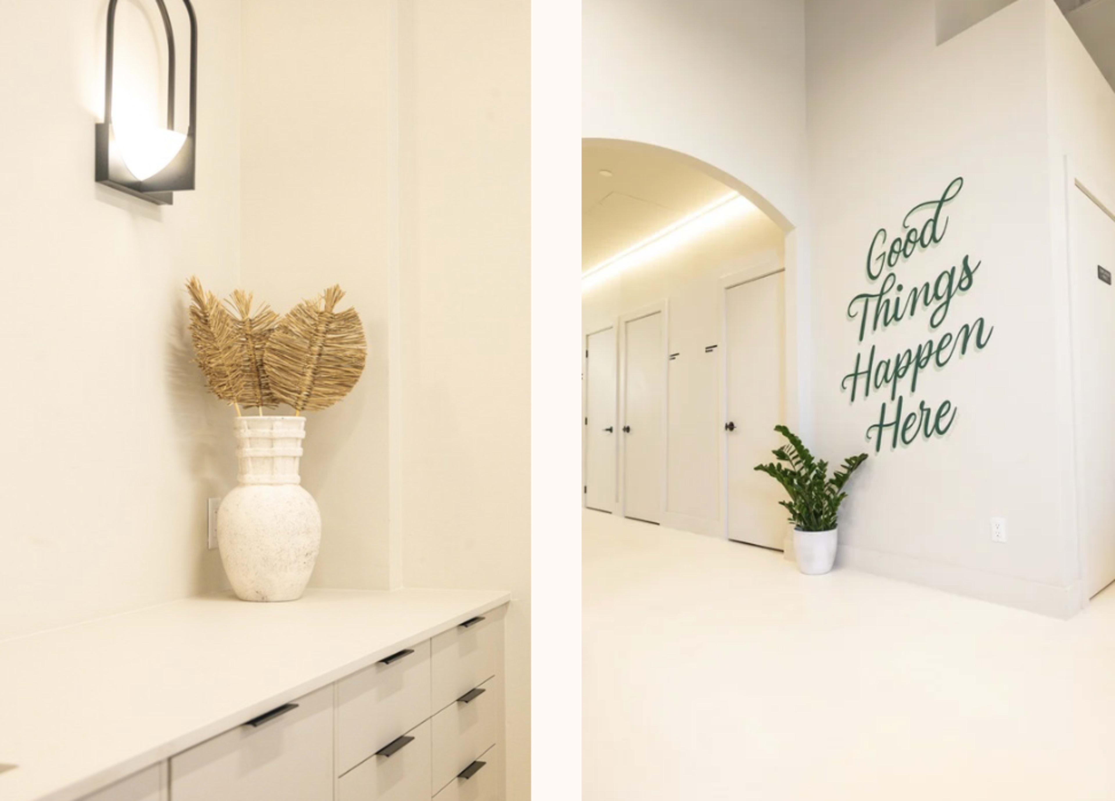 Private 1–6 Person Boardroom | Executive Meetings & Presentations Image in Clairville, Etobicoke, ON