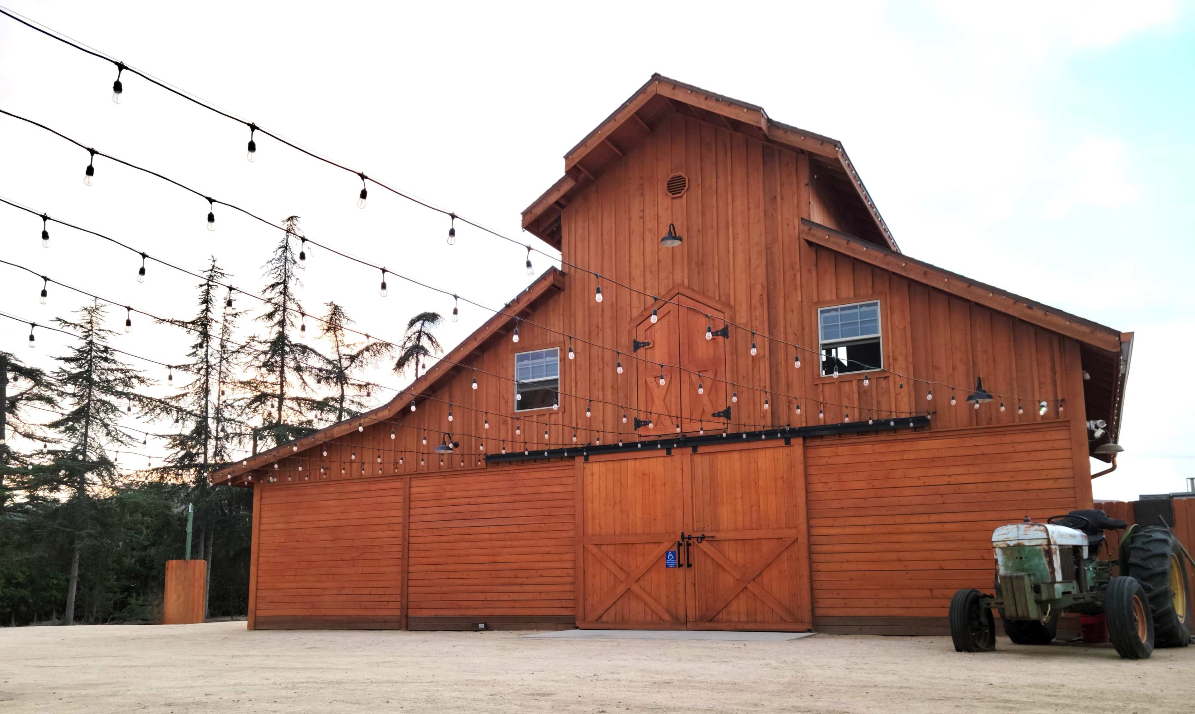 Rustic BARN and CHRISTMAS TREE FARM. Country living in the city ...