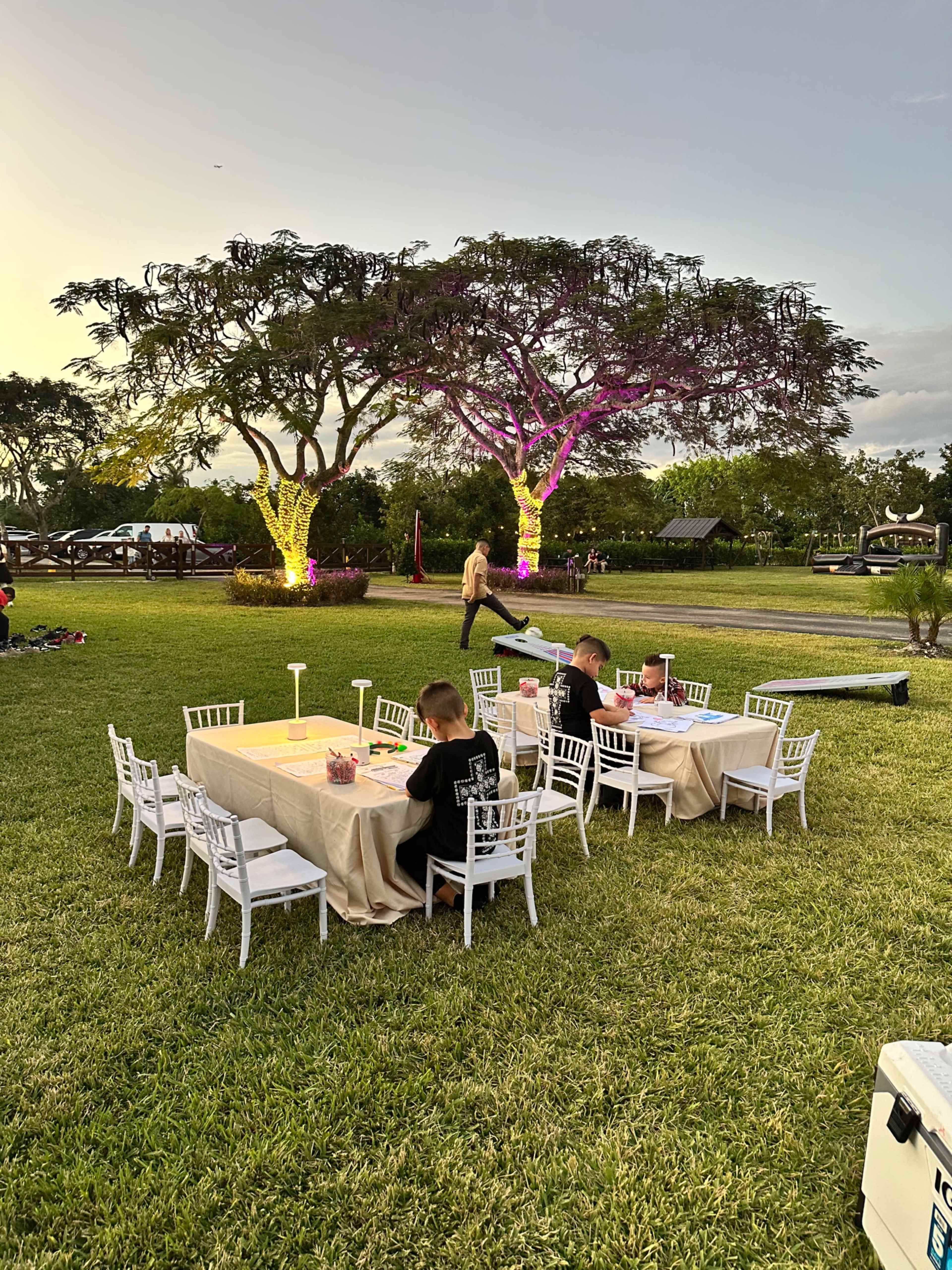 Large Ranch with Sunset Views Image in , Miami, FL